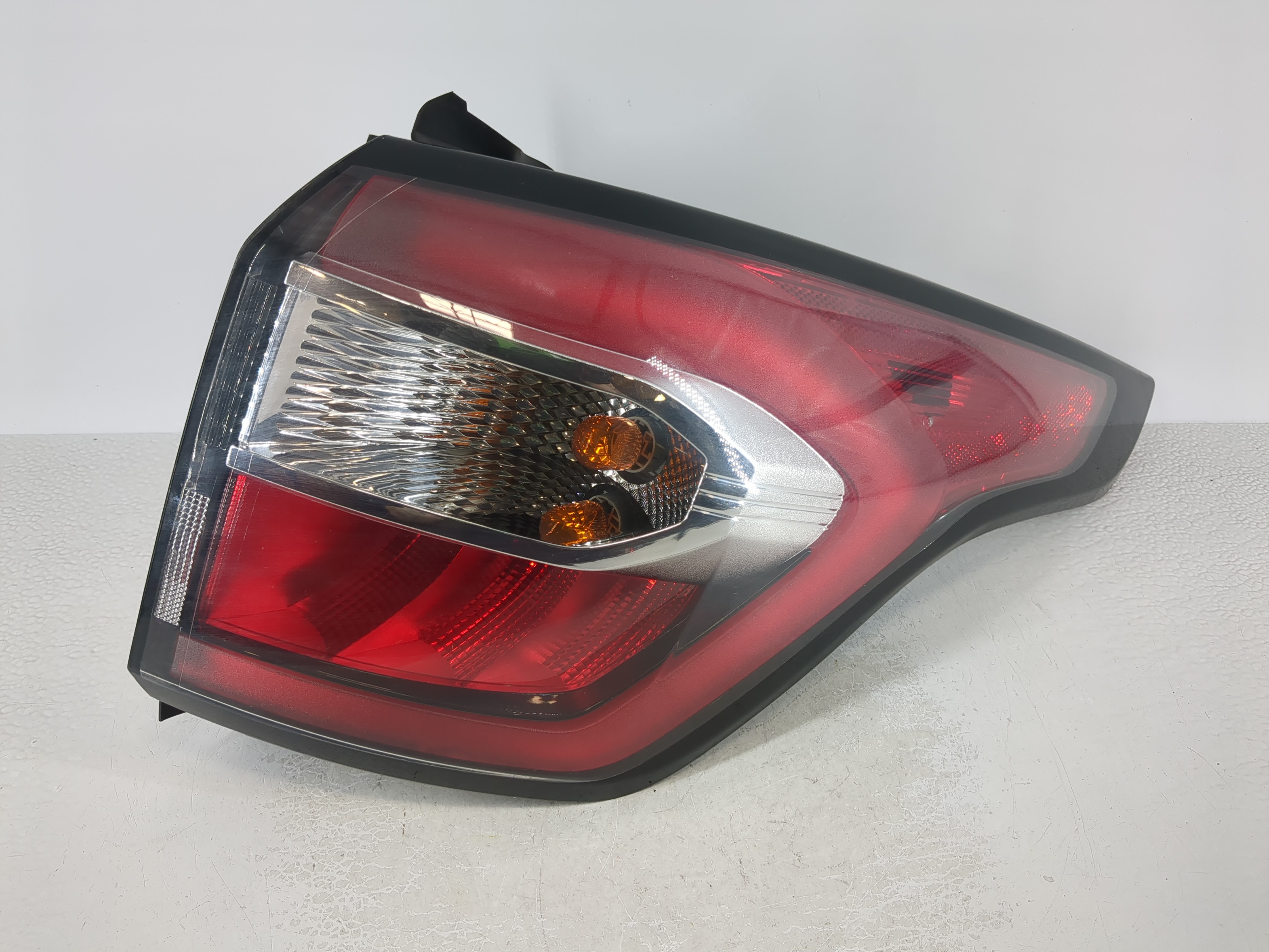 2017-2018 Ford Escape Passenger Right Side Tail Light Taillight Oem 1110283 - Oemusedautoparts1.com