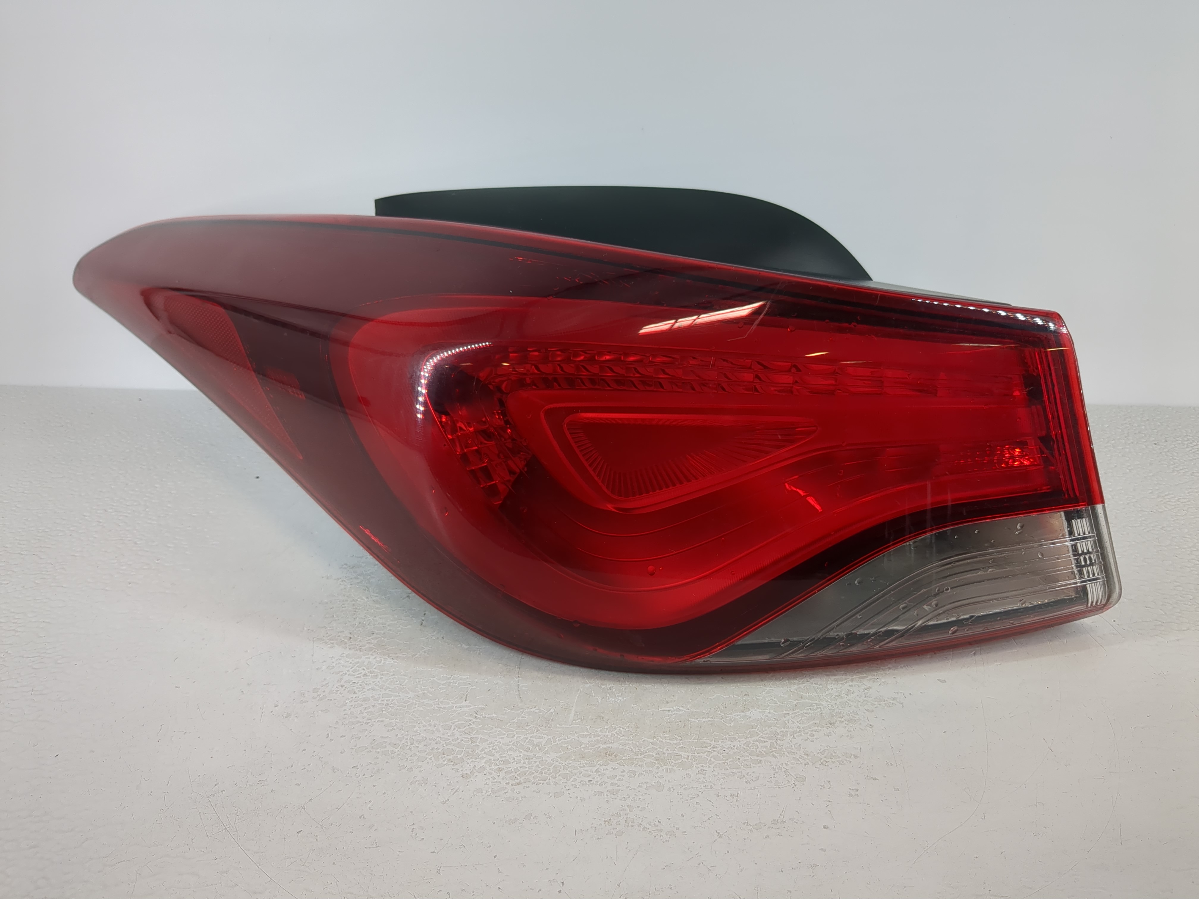 2014-2016 Hyundai Elantra Passenger Right Side Tail Light Taillight Oem 1110296 - Oemusedautoparts1.com