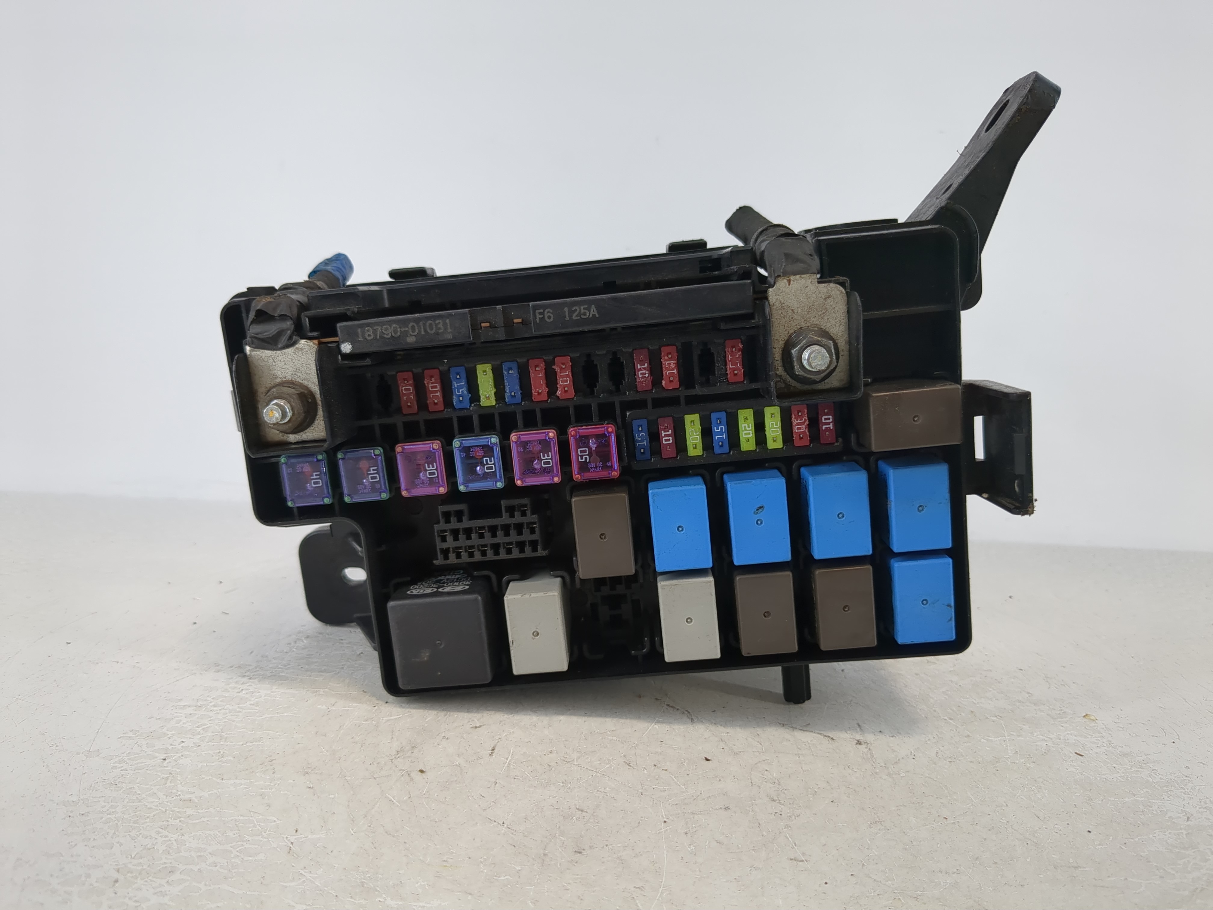 2014-2015 Hyundai Tucson Fusebox Fuse Box Relay Module 91418 2K 160 1110301 - Oemusedautoparts1.com