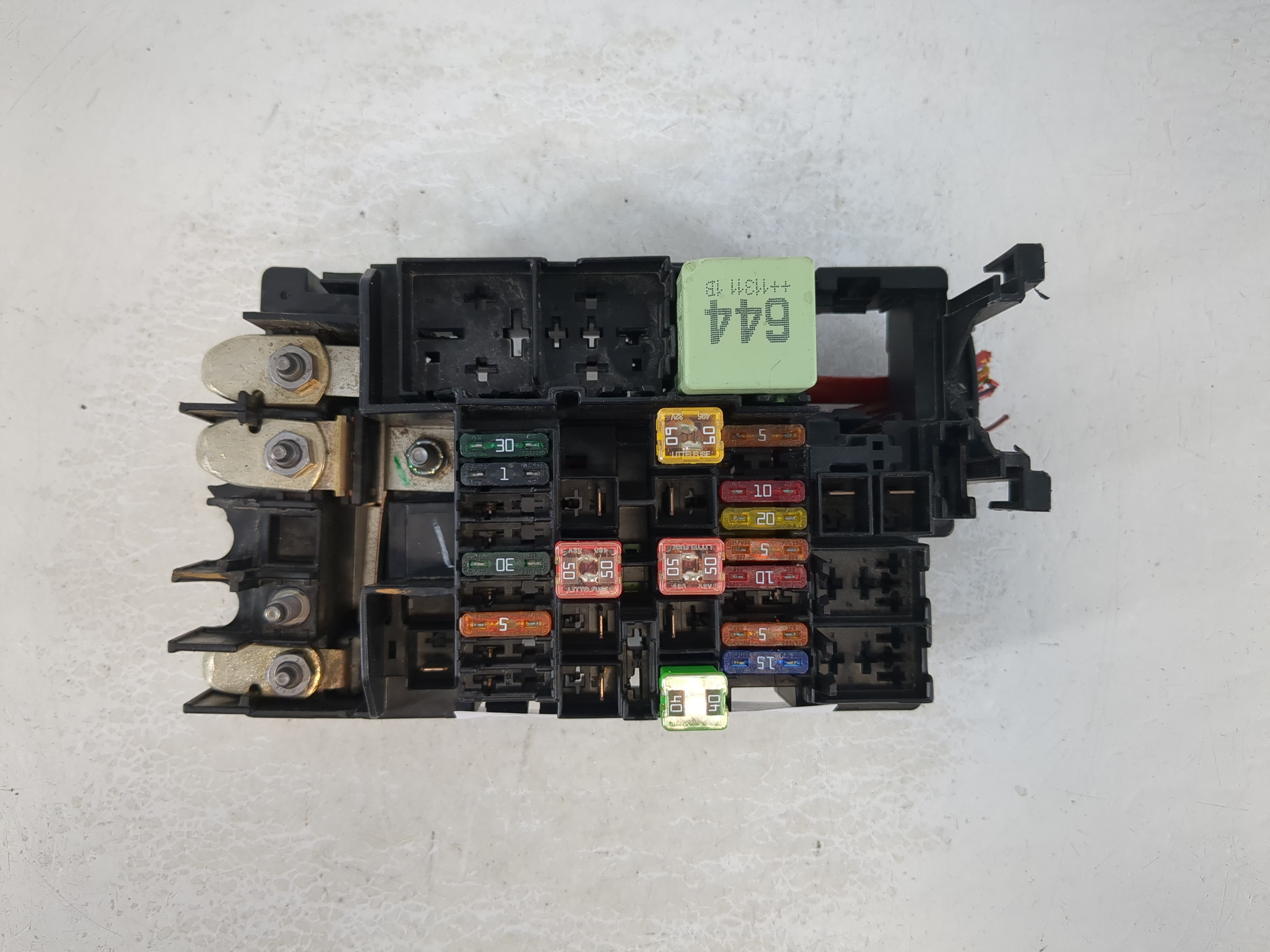 2010-2014 Volkswagen Jetta Fusebox Fuse Box Relay Module 5c0 937 819 1110327 - Oemusedautoparts1.com