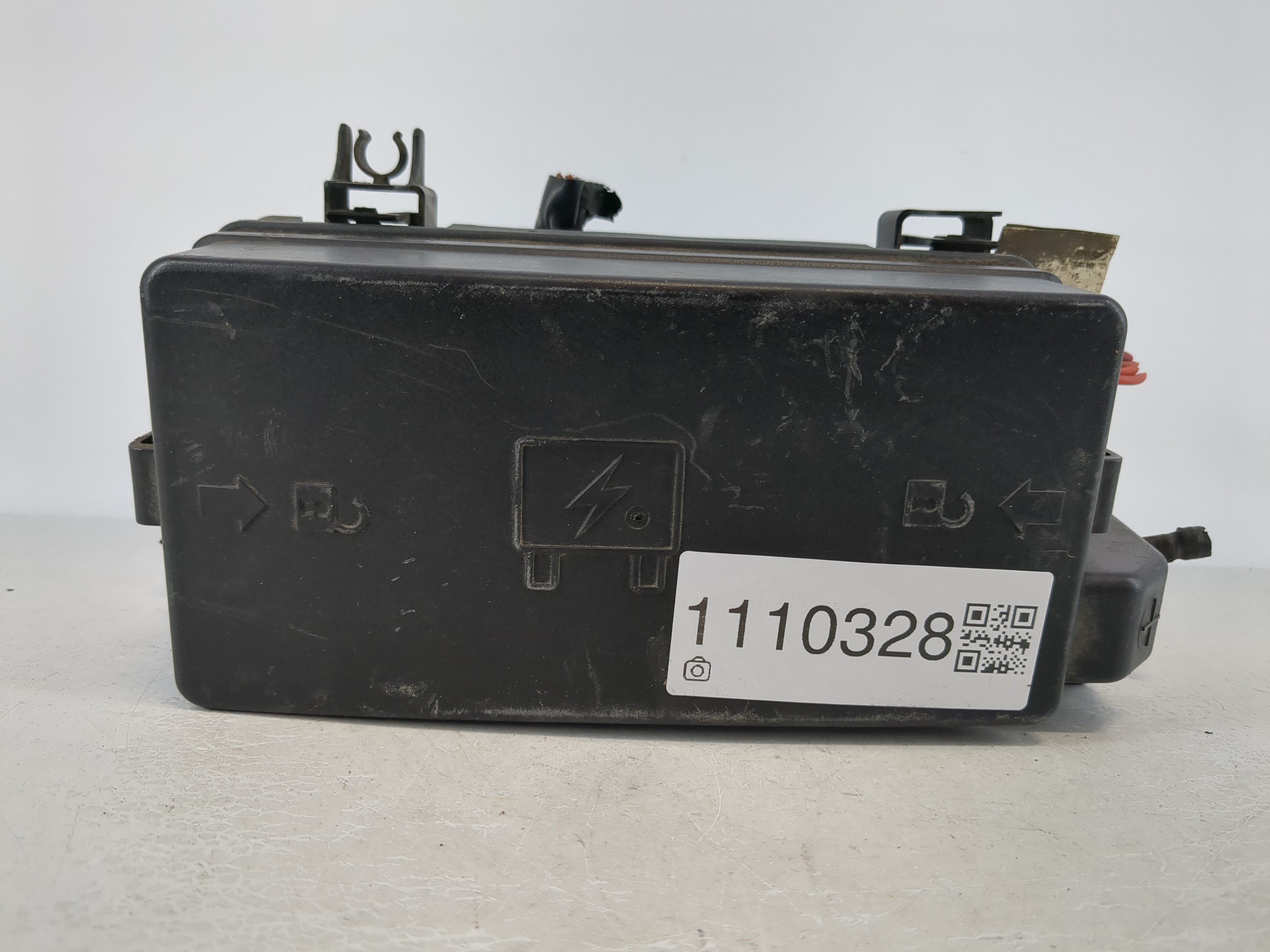 2006-2007 Saturn Vue Fusebox Fuse Box Relay Module 15796346 1110328 - Oemusedautoparts1.com
