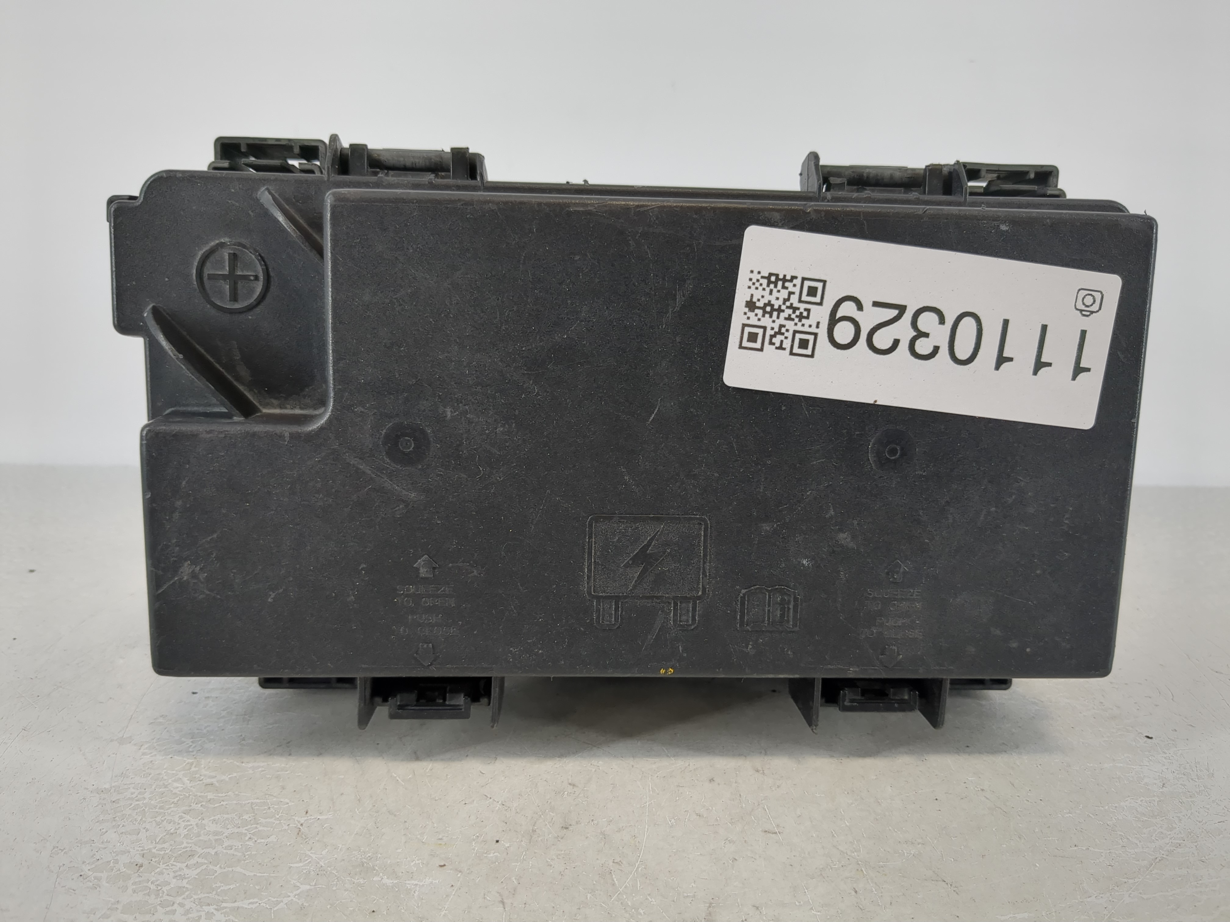 2009-2009 Dodge Journey Fusebox Fuse Box Relay Module Tipm Rtb0cc04e7 1110329 - Oemusedautoparts1.com