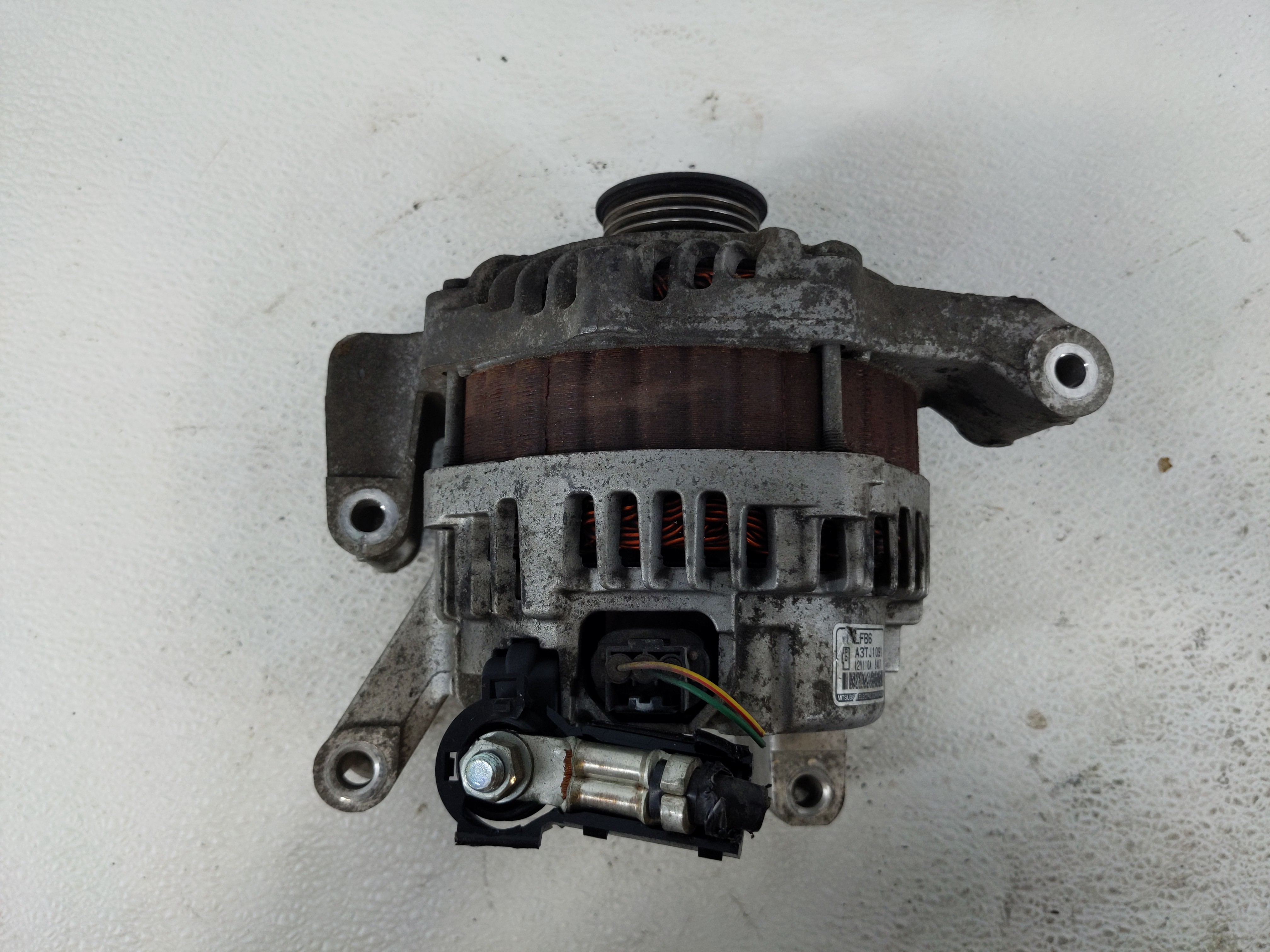 Picture of 2008-2010 Mazda 5 Alternator Generator Charging Assembly Engine Oem 1110331