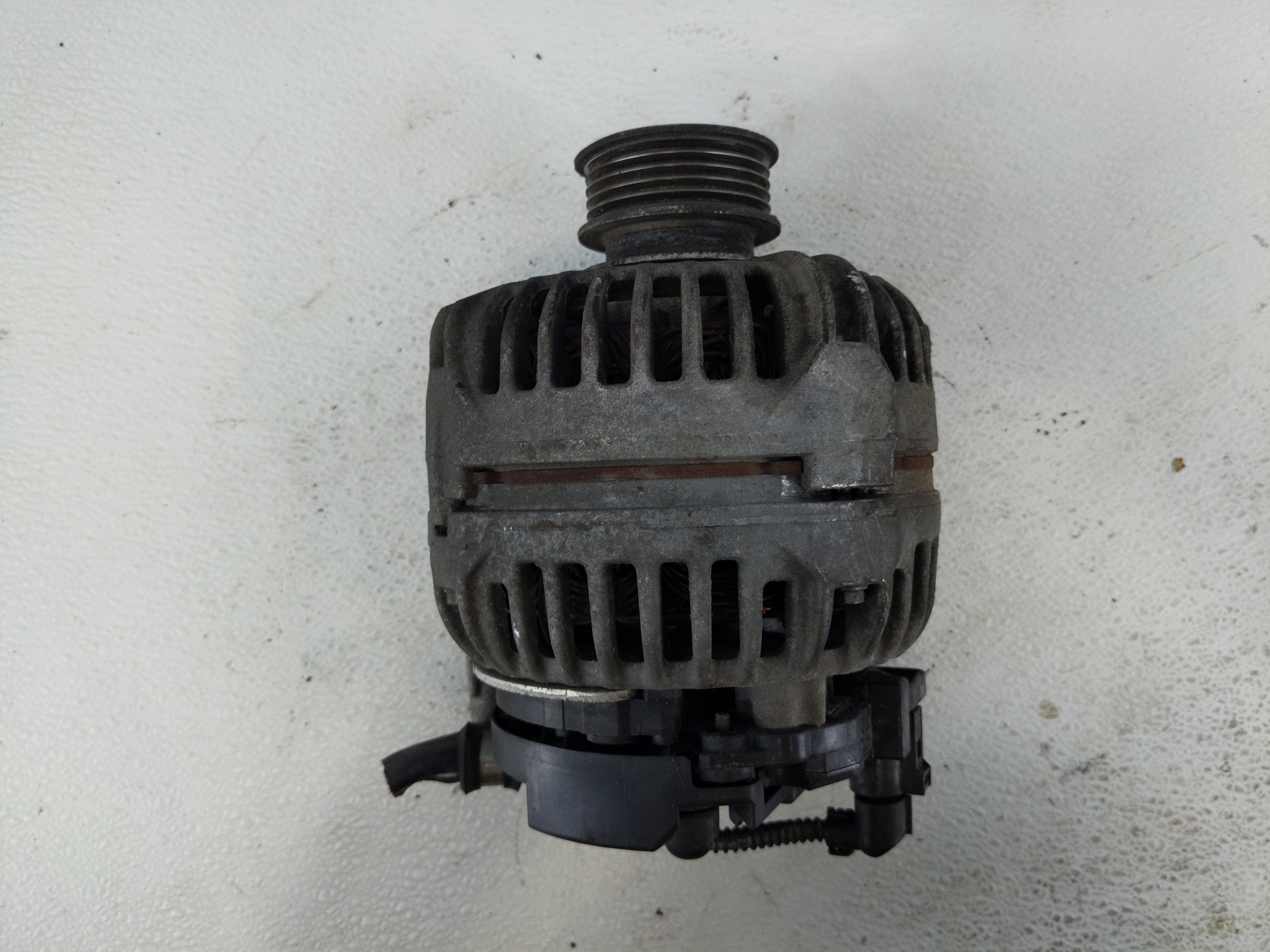 2005 Volkswagen Jetta Alternator Generator Charging Assembly Engine Oem 1110336 - Oemusedautoparts1.com