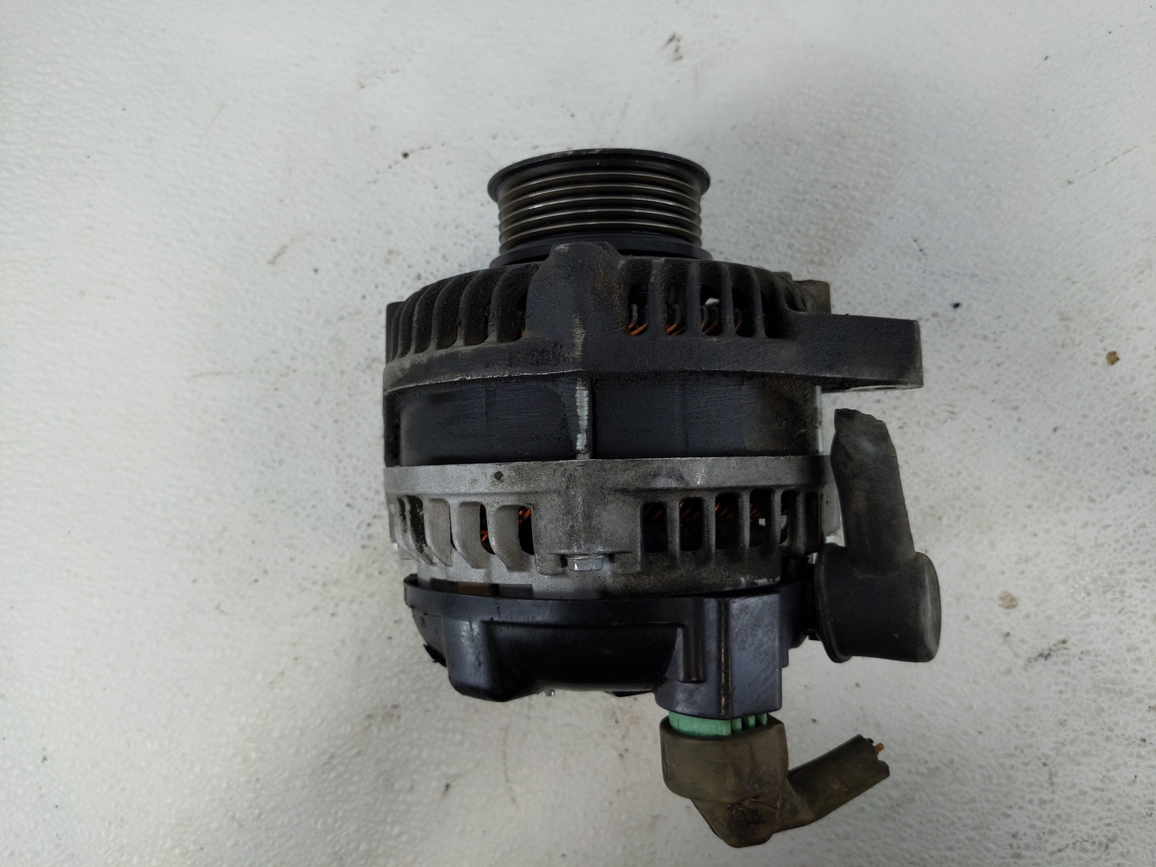 Picture of 2006-2008 Acura Tl Alternator Generator Charging Assembly Engine Oem 1110340