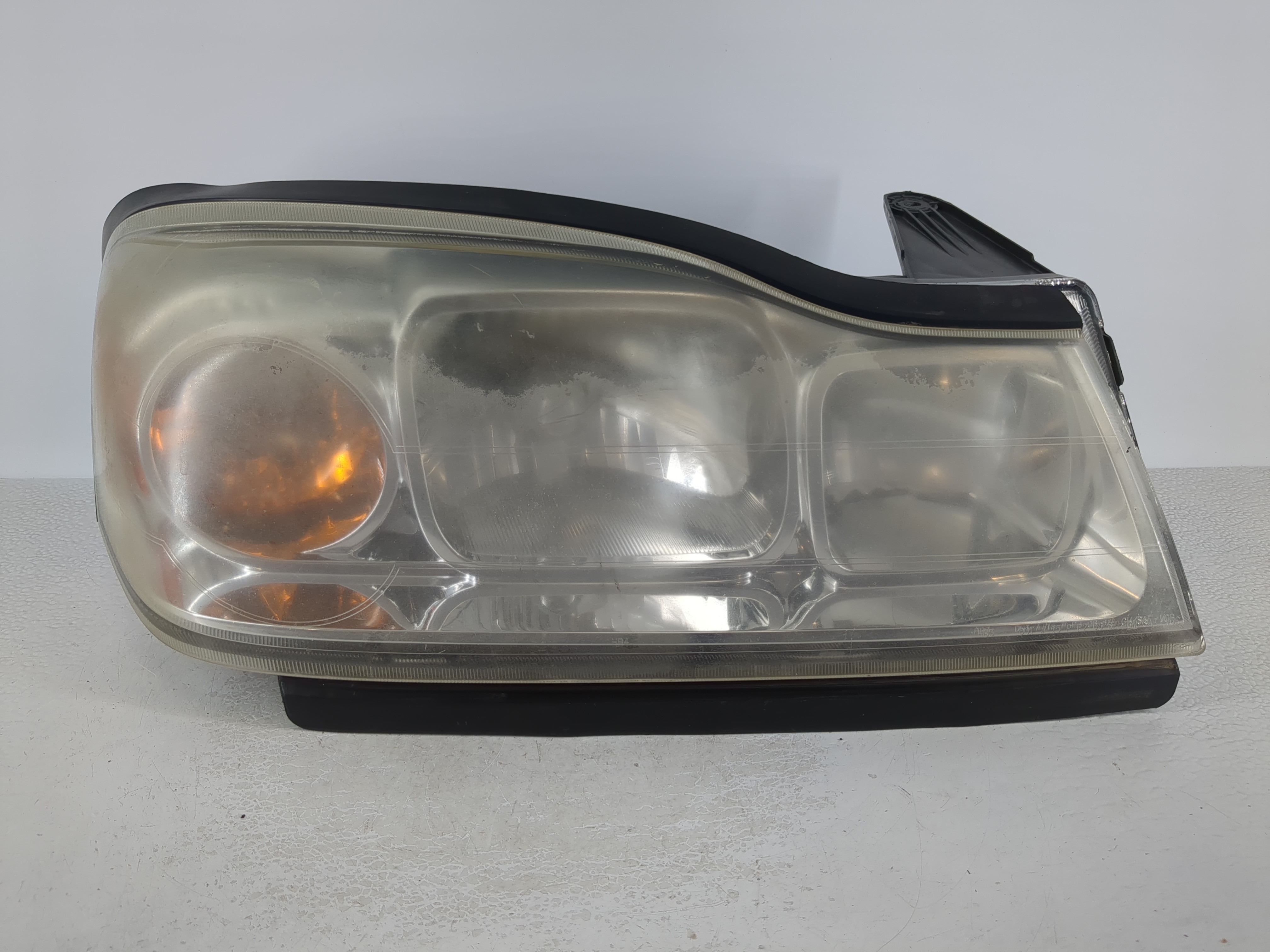 2007-2007 Saturn Vue Passenger Right Oem Head Light Headlight Lamp 1110372 - Oemusedautoparts1.com