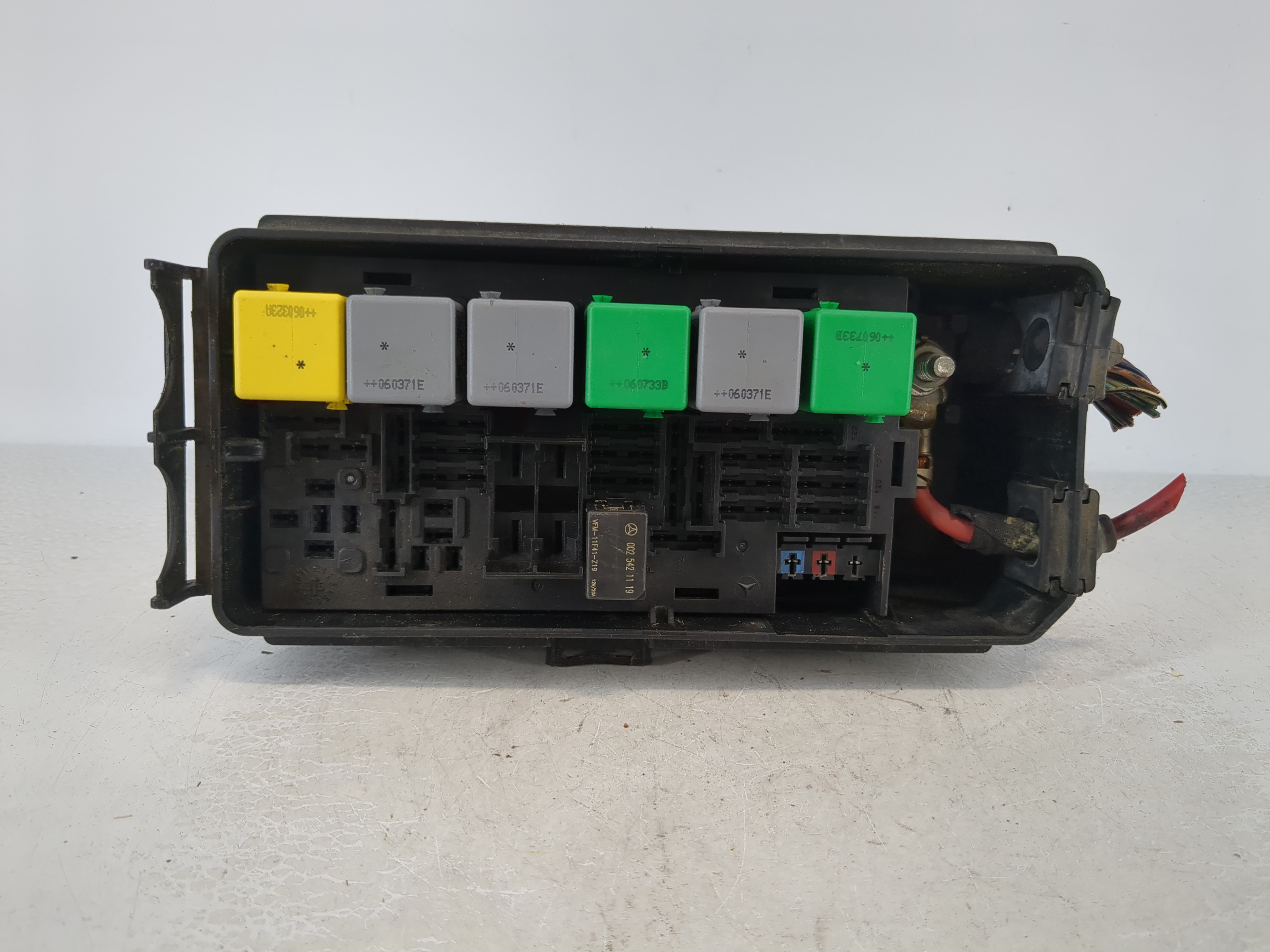 2006-2007 Mercedes-benz R350 Fusebox Fuse Box Relay Module 1110379 - Oemusedautoparts1.com