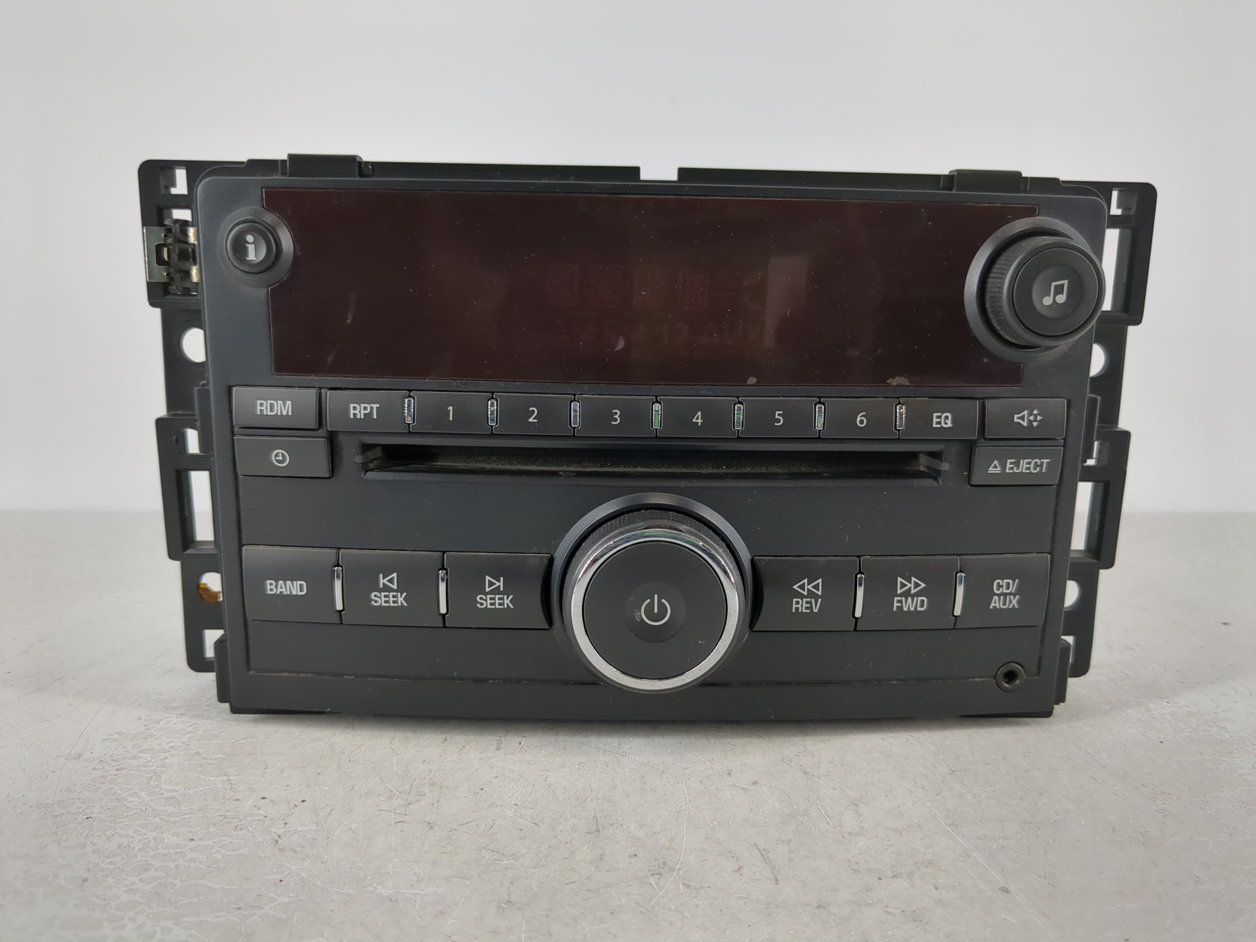 2006-2007 Saturn Vue Am Fm Cd Player Radio Receiver 1110389 - Oemusedautoparts1.com