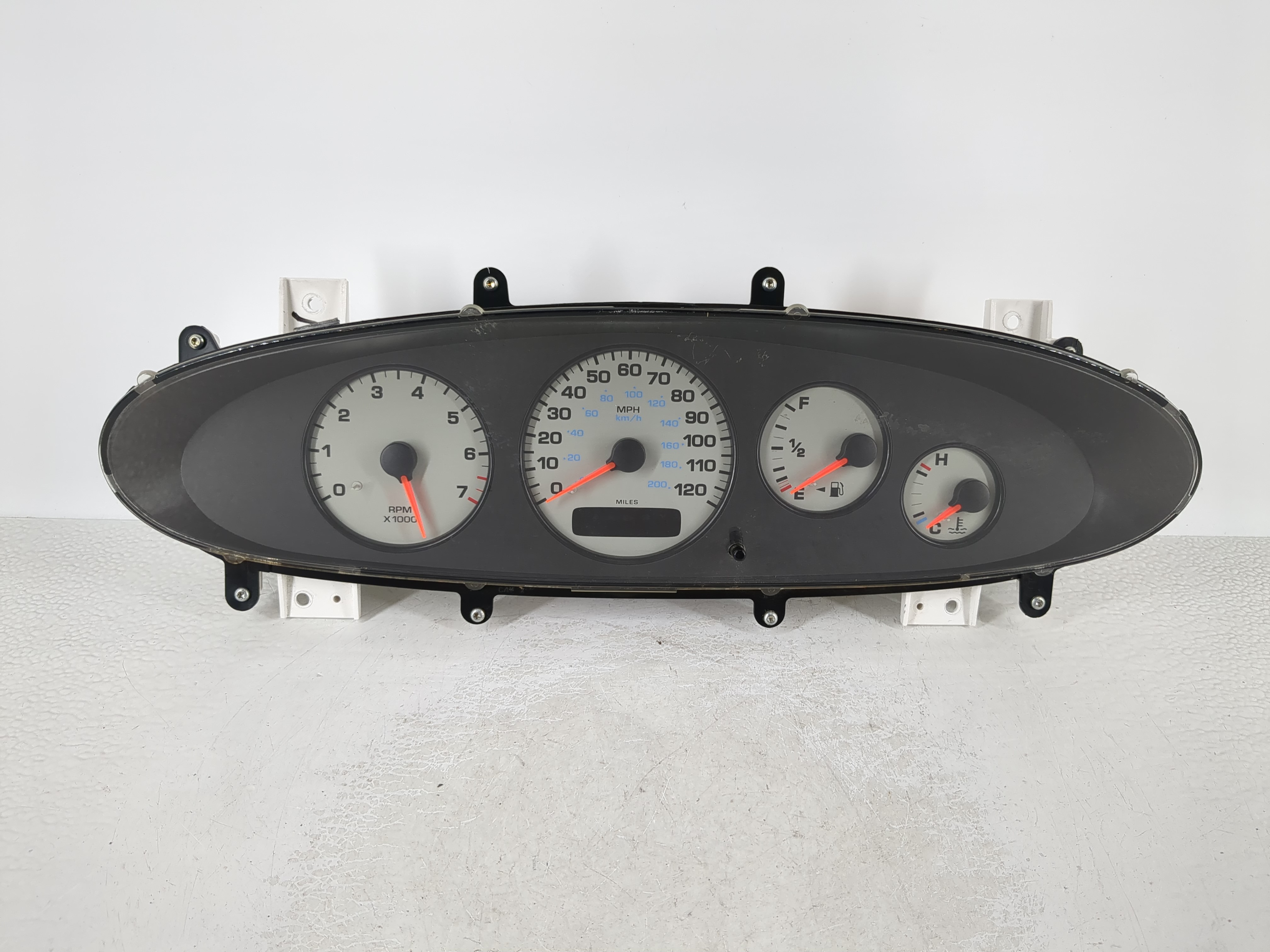 1999-2000 Dodge Stratus Speedometer Instrument Cluster Gauges 1110390 - Oemusedautoparts1.com