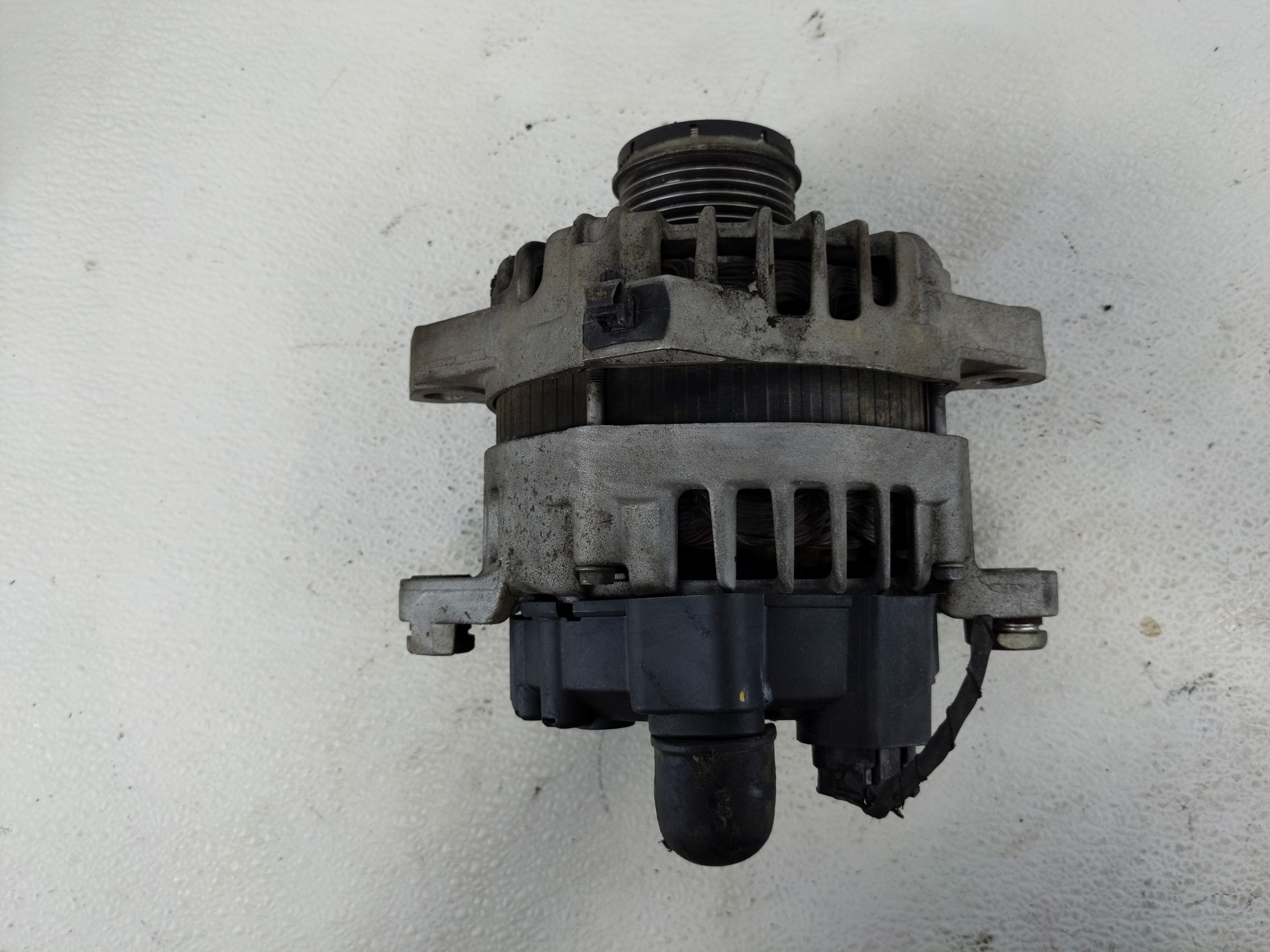 2014-2015 Kia Optima Alternator Generator Charging Assembly Engine Oem 1110402 - Oemusedautoparts1.com