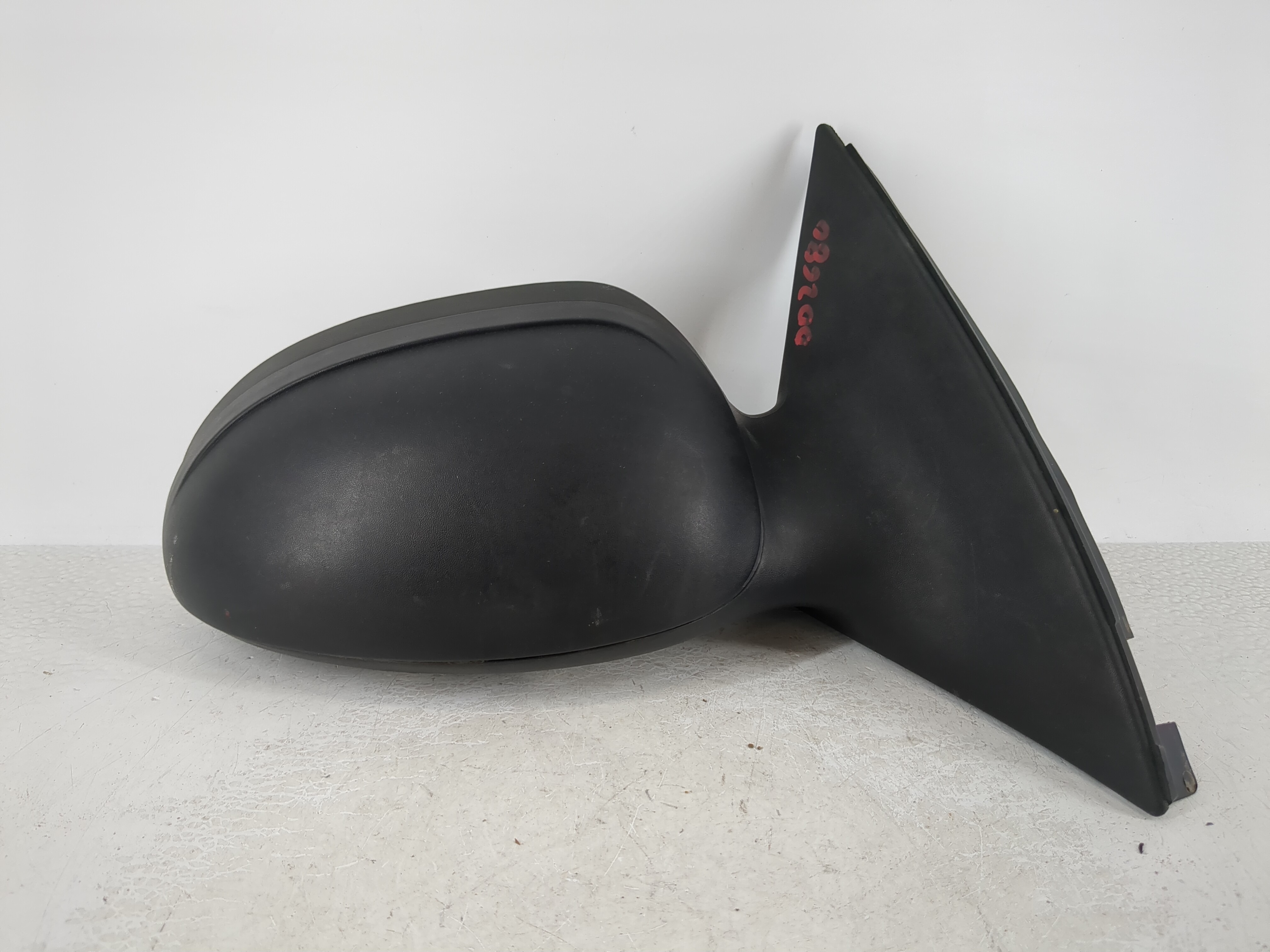 2002-2007 Ford Taurus Passenger Right Side View Power Door Mirror Black 1110440 - Oemusedautoparts1.com