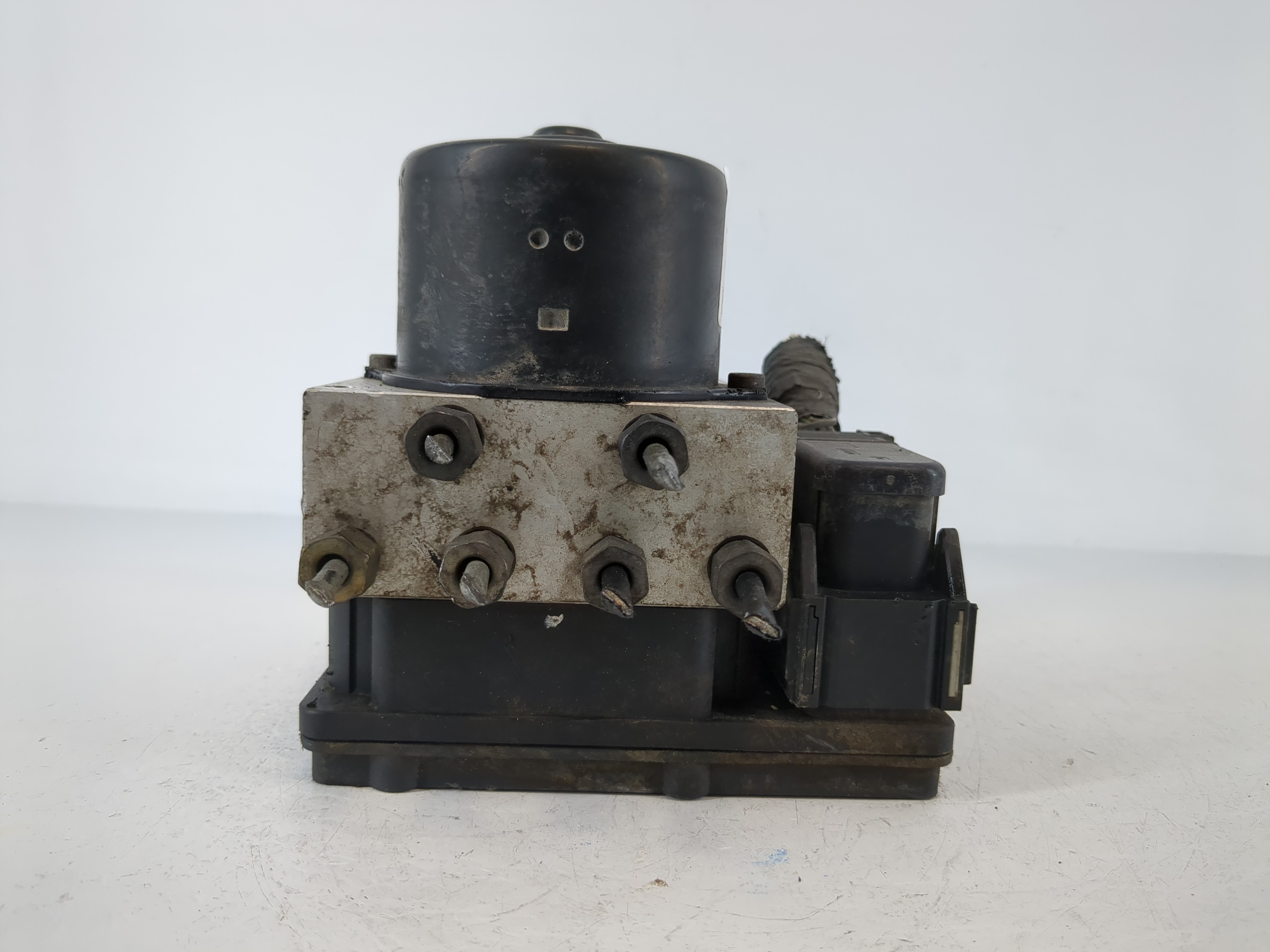 2005-2007 Chrysler 300 Abs Pump Control Module 1110474 - Oemusedautoparts1.com