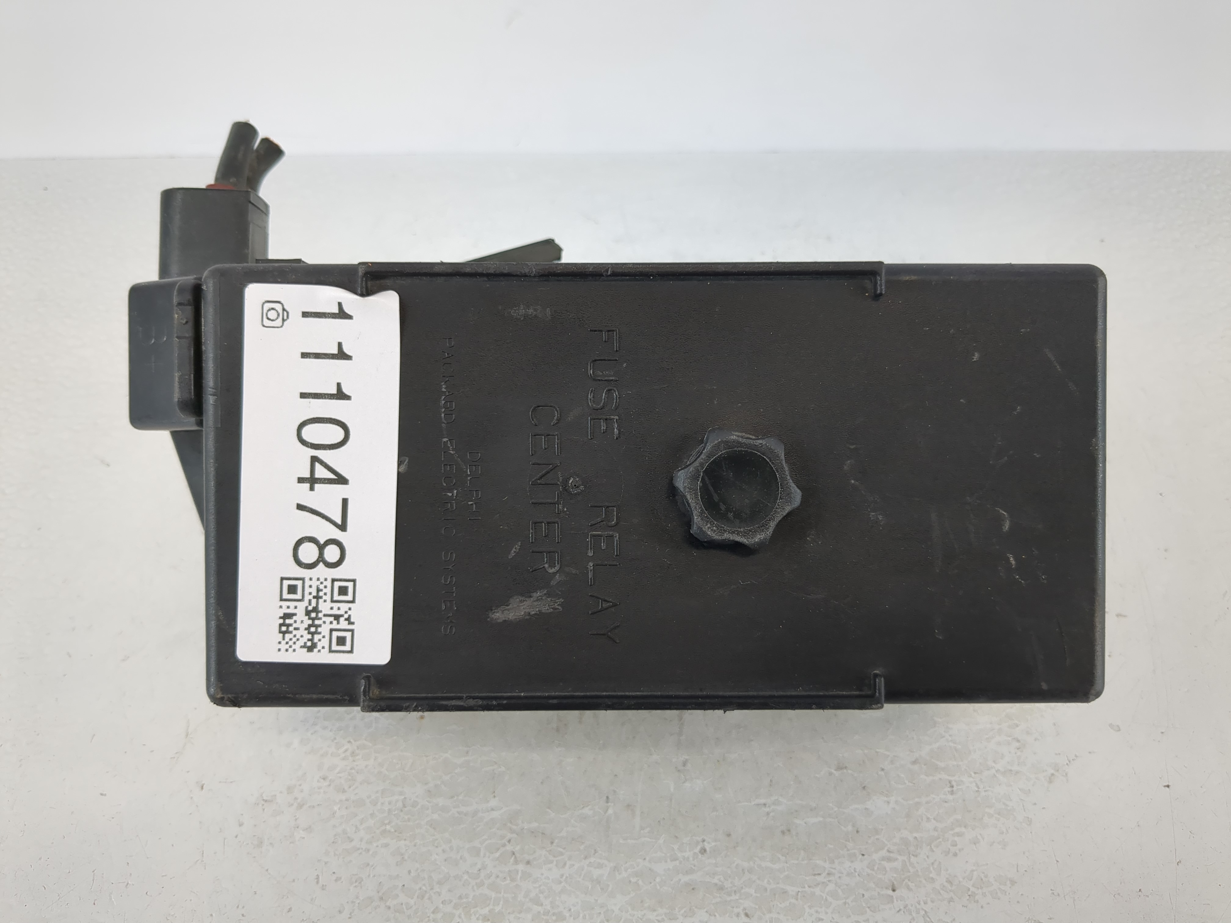2000-2005 Buick Park Avenue Fusebox Fuse Box Relay Module 25724811 1110478 - Oemusedautoparts1.com
