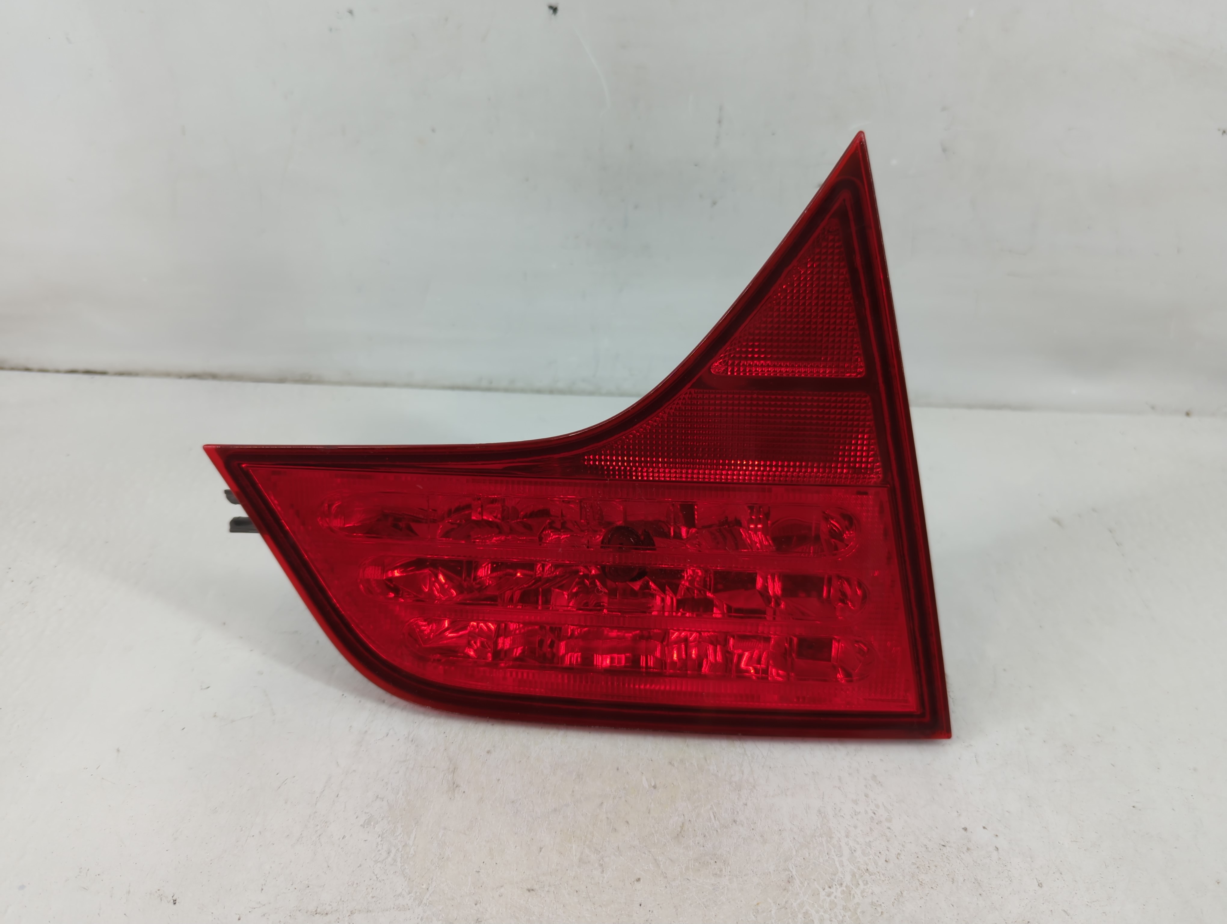 2010-2012 Hyundai Santa Fe Driver Left Side Tail Light Taillight Oem 1110518 - Oemusedautoparts1.com