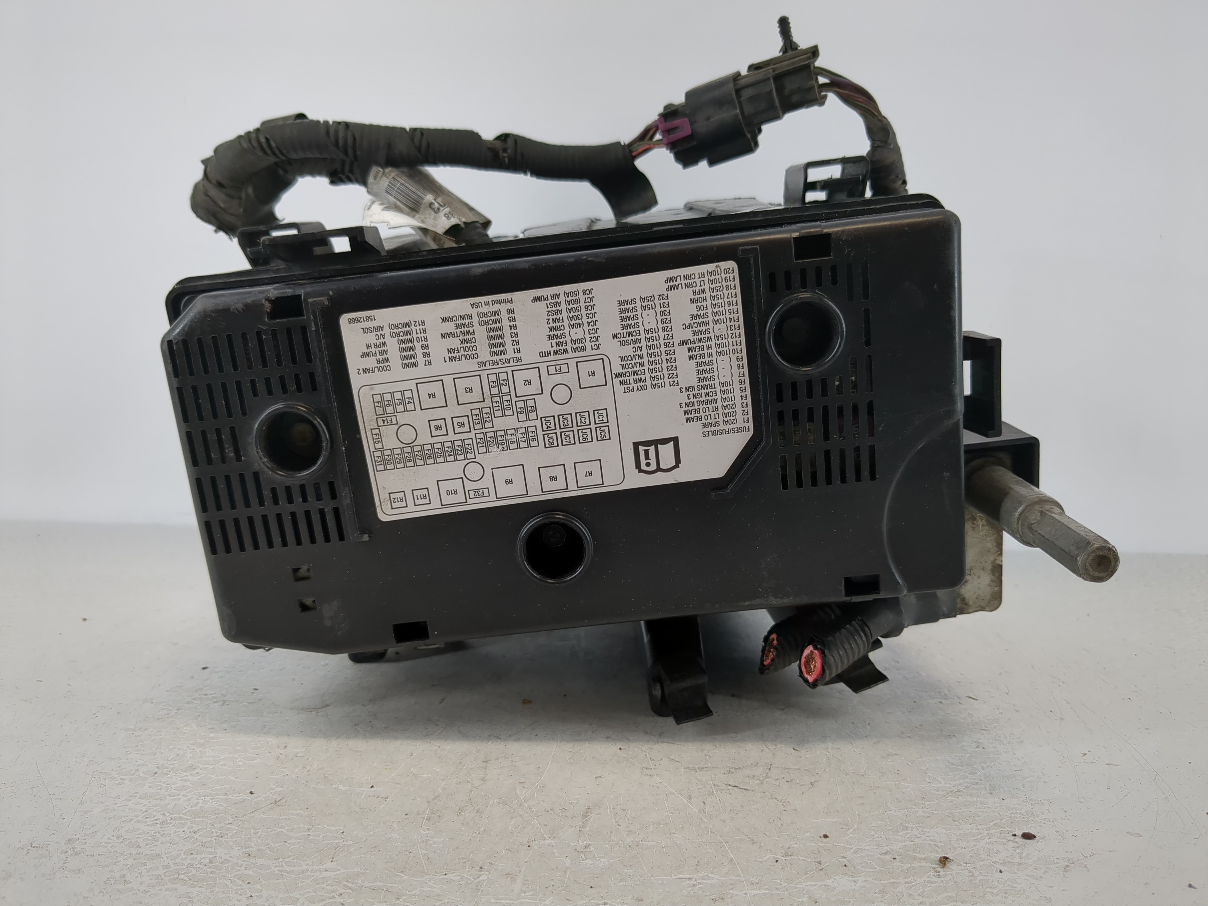 2006-2007 Buick Lucerne Fusebox Fuse Box Relay Module 15812666 1110542 - Oemusedautoparts1.com