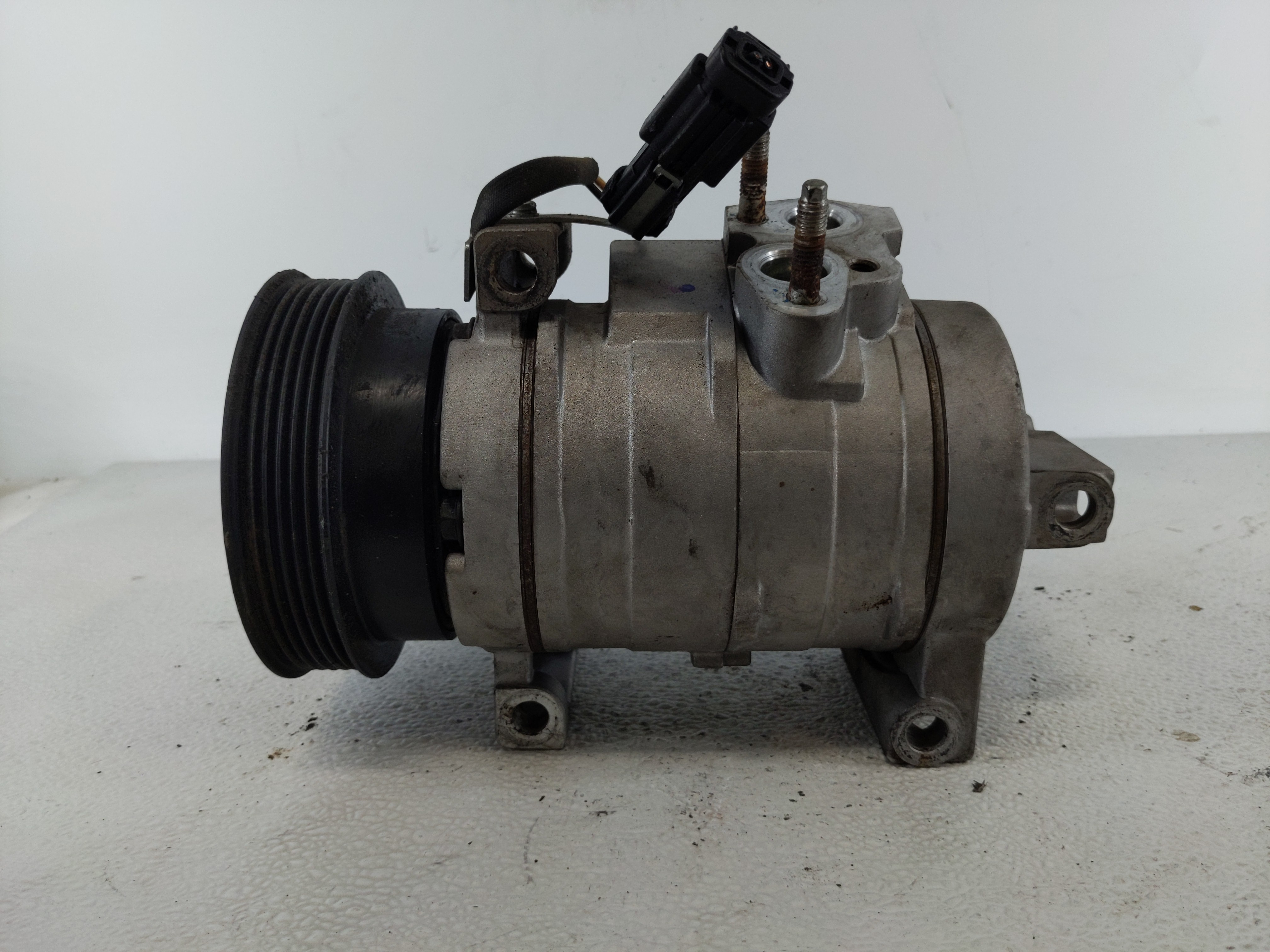 2019-2020 Ford Edge Air Conditioning A/c Ac Compressor Oem 1110550 - Oemusedautoparts1.com