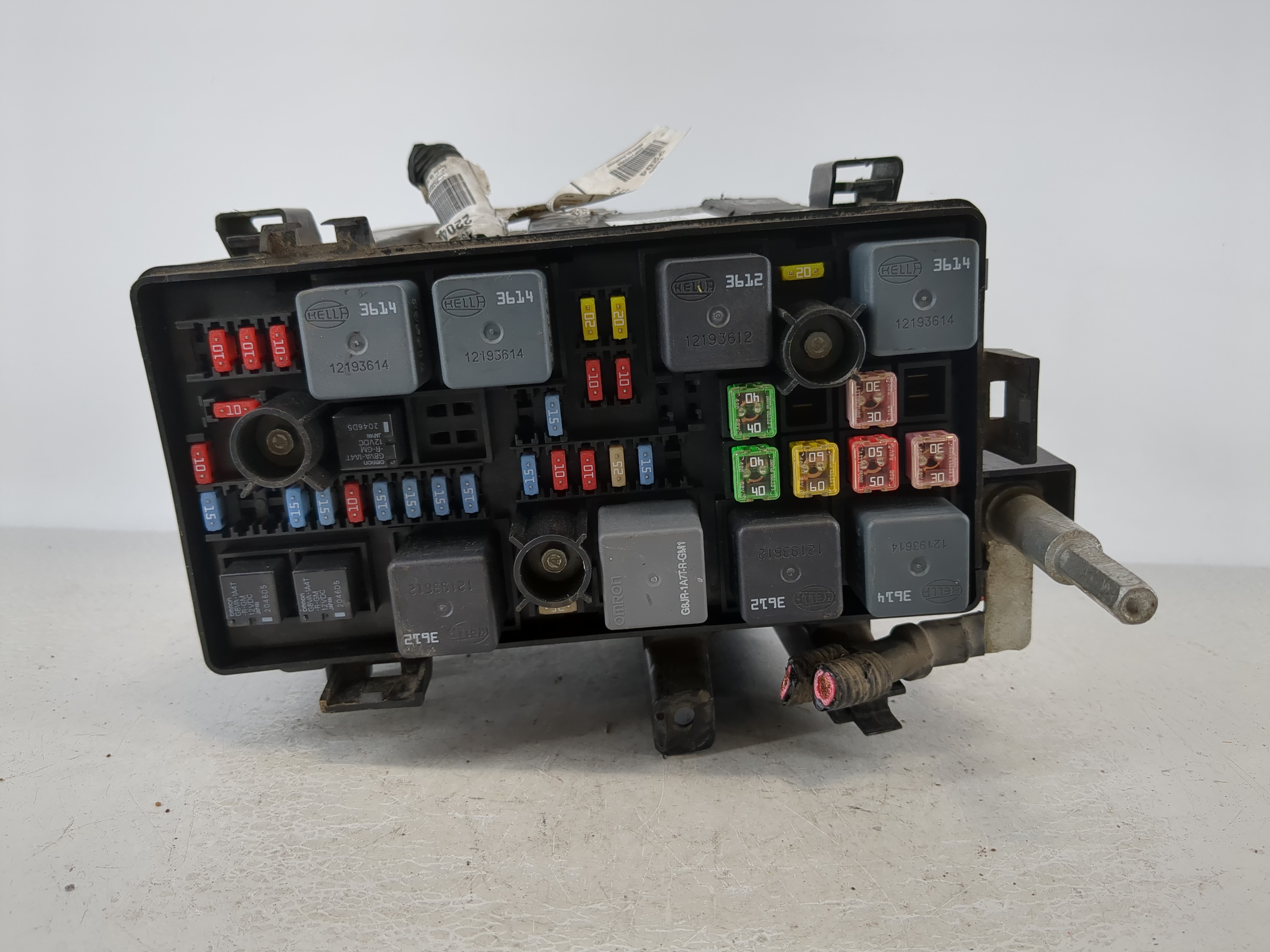 2006-2007 Buick Lucerne Fusebox Fuse Box Relay Module 15947866 1110564 - Oemusedautoparts1.com