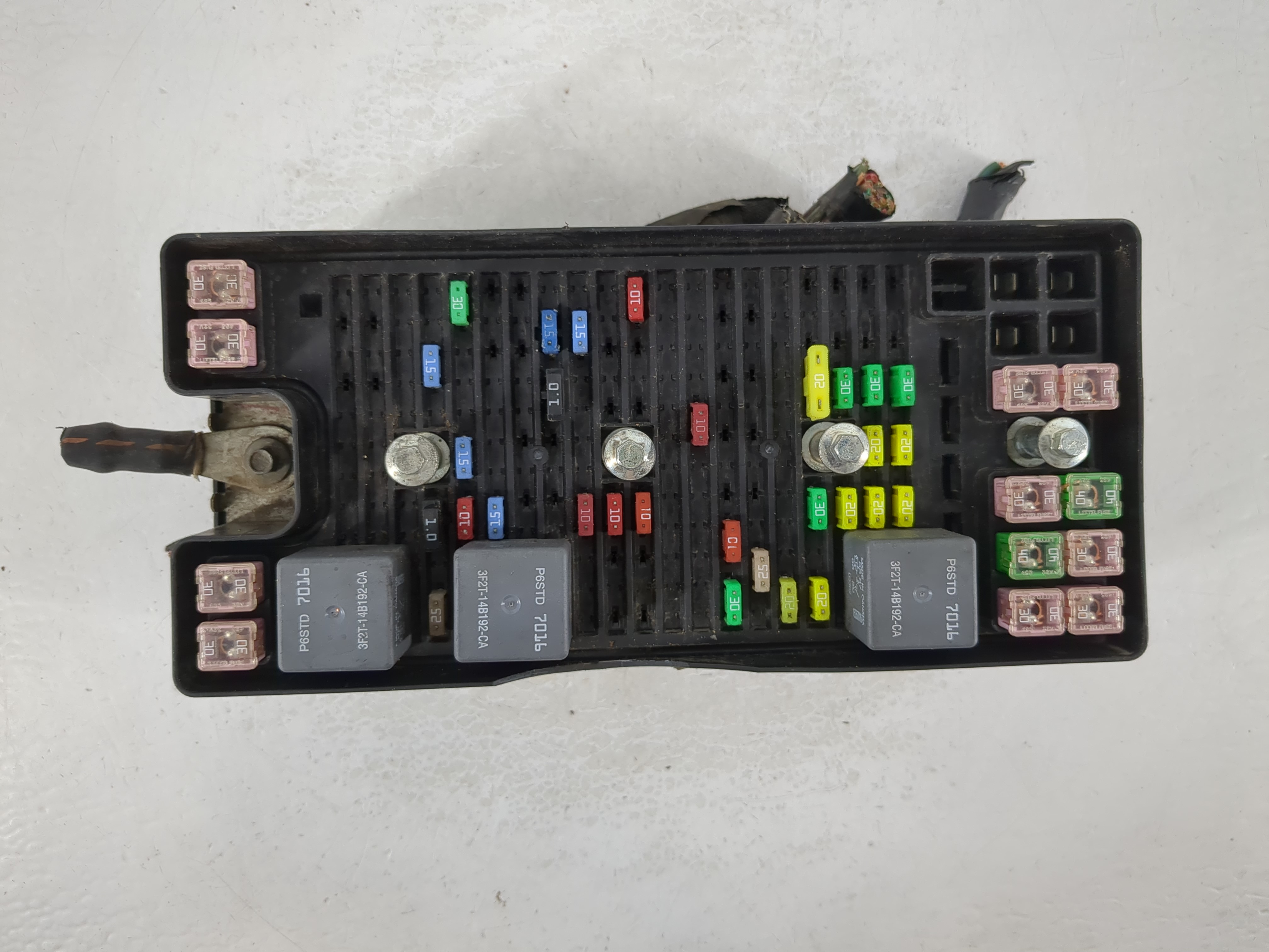 2004-2005 Ford Freestar Fusebox Fuse Box Relay Module 1110566 - Oemusedautoparts1.com