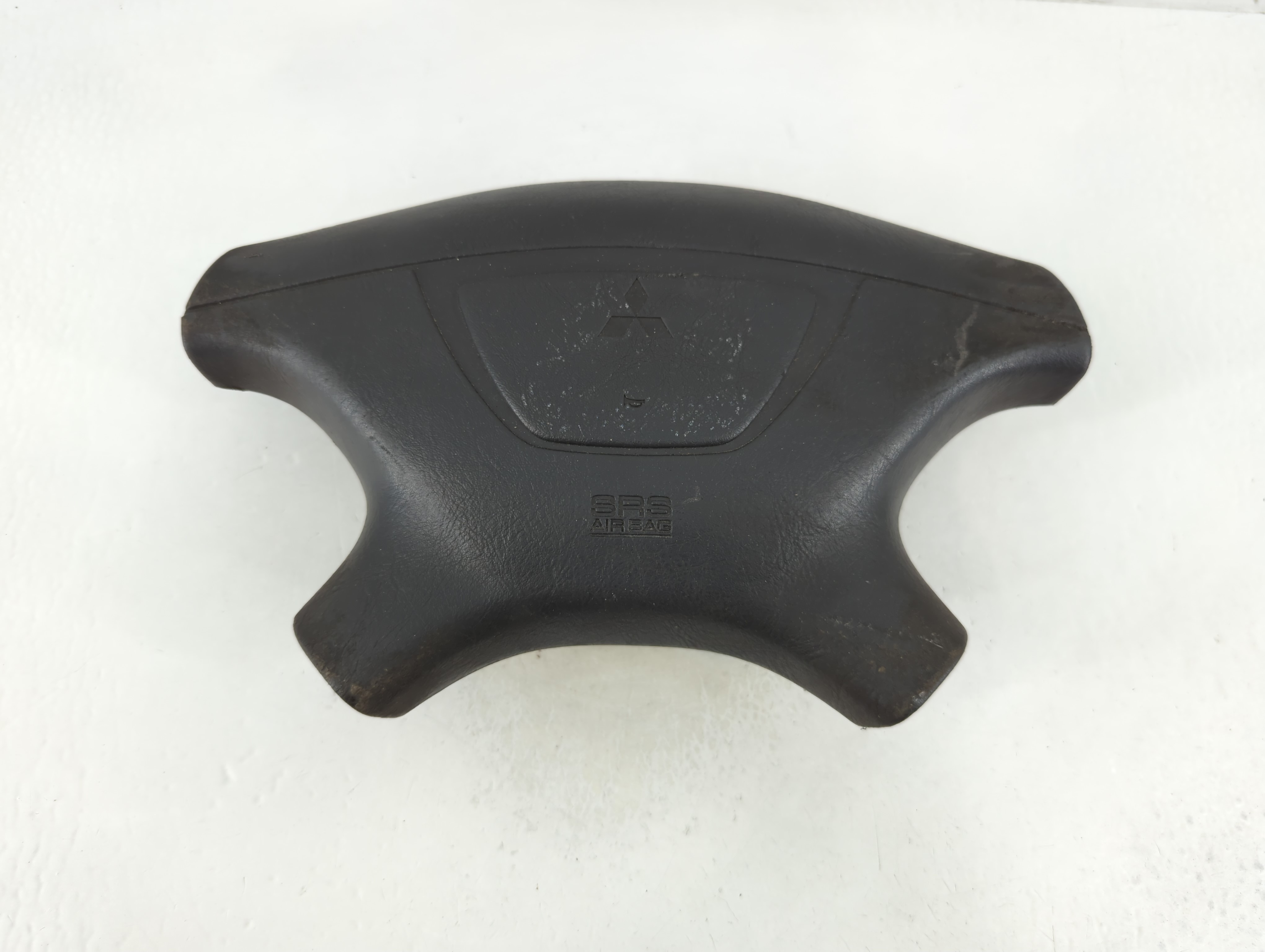 2000-2002 Mitsubishi Mirage Air Bag Driver Left Steering Wheel Mounted 1110695 - Oemusedautoparts1.com