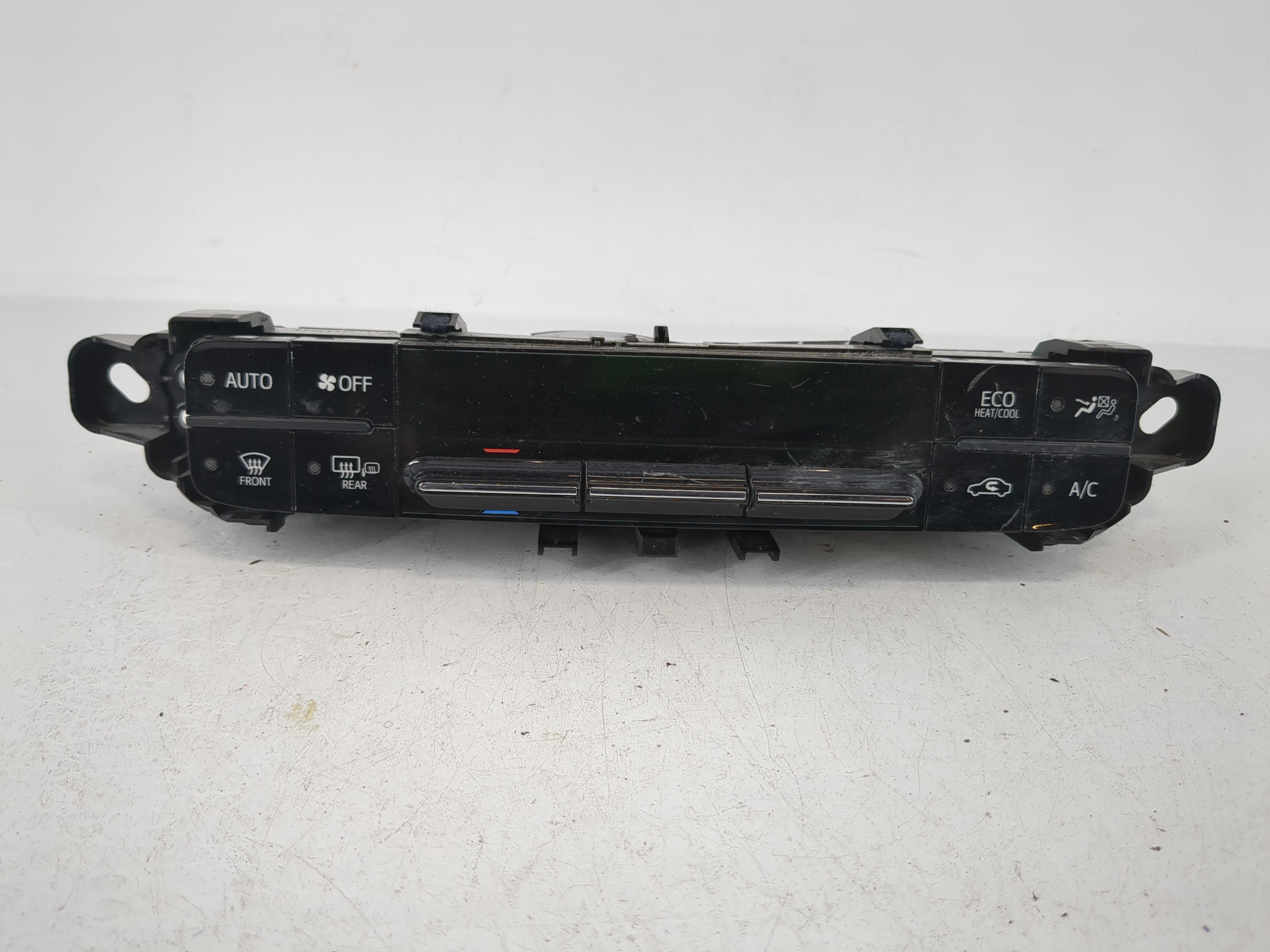 Picture of 2016-2022 Toyota Prius Ac Heater Climate Control 75h679 1110708