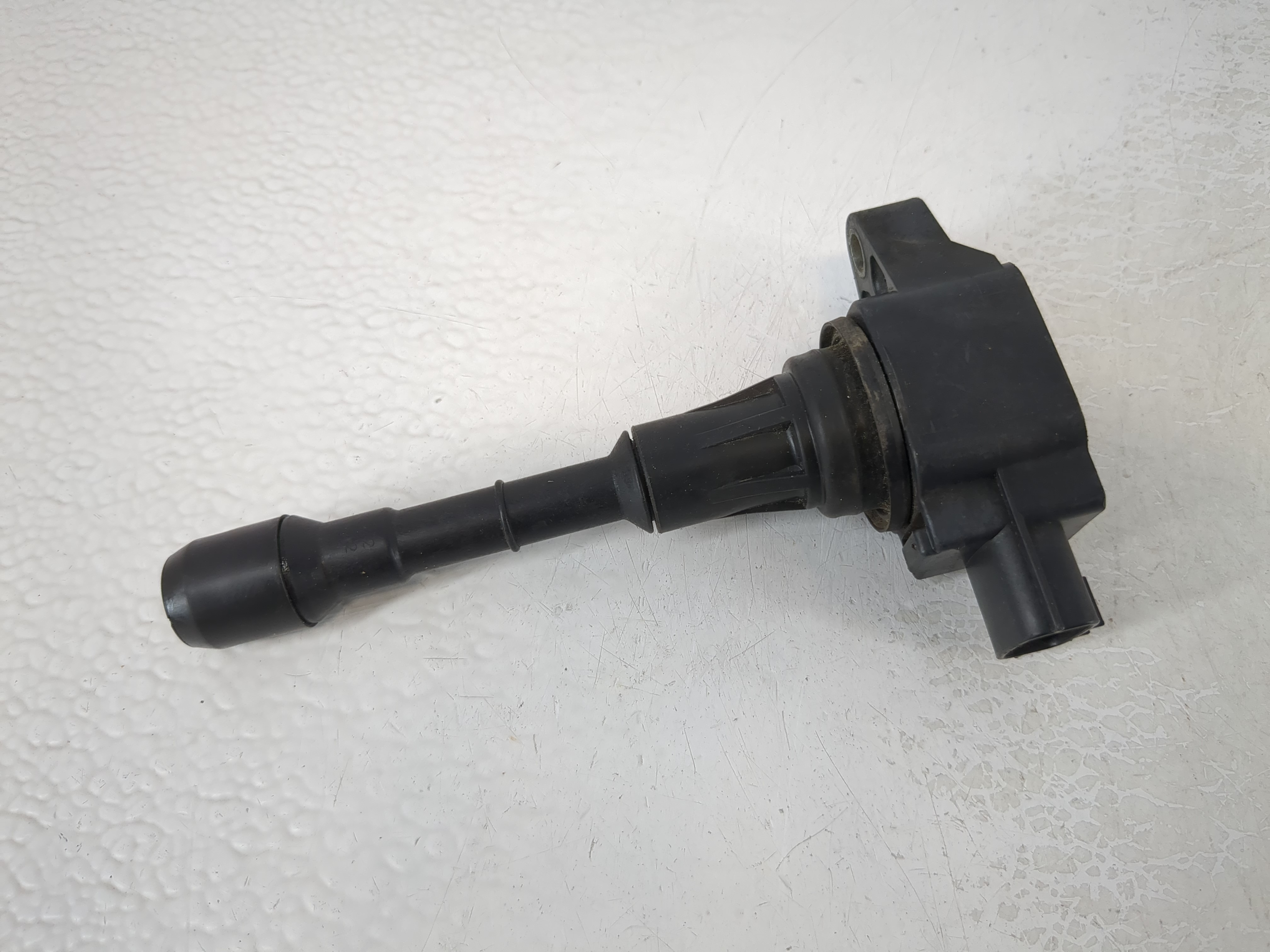 2007-2009 Nissan 350z Ignition Coil Igniter Pack 1110738 - Oemusedautoparts1.com