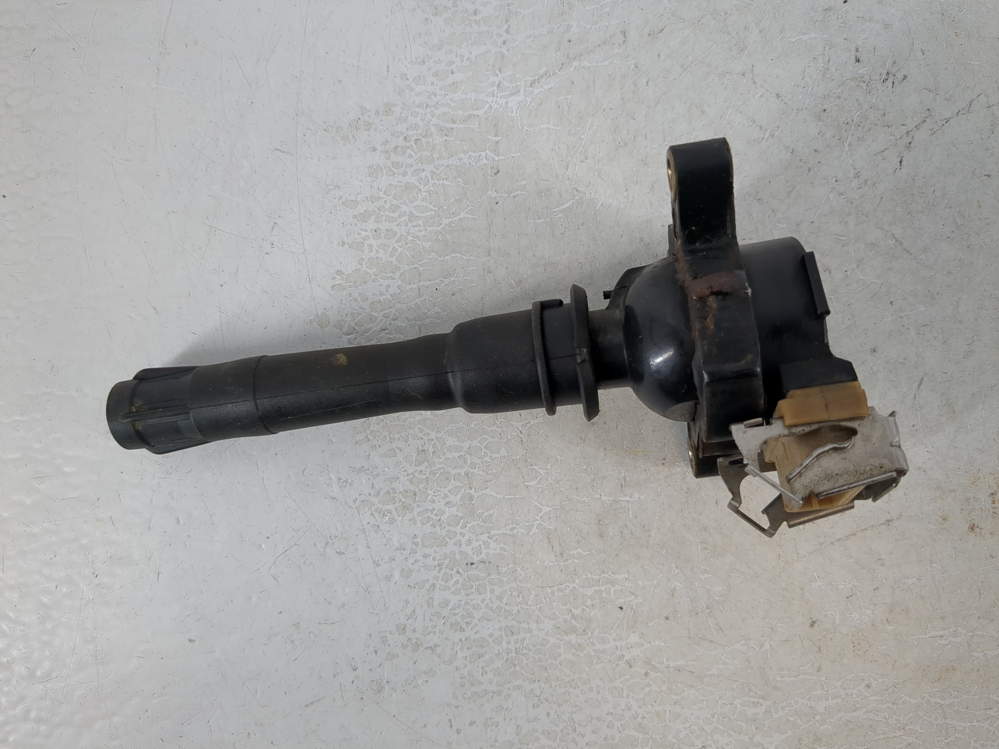 Picture of 1999-2002 Land Rover Range Rover Ignition Coil Igniter Pack 1110746