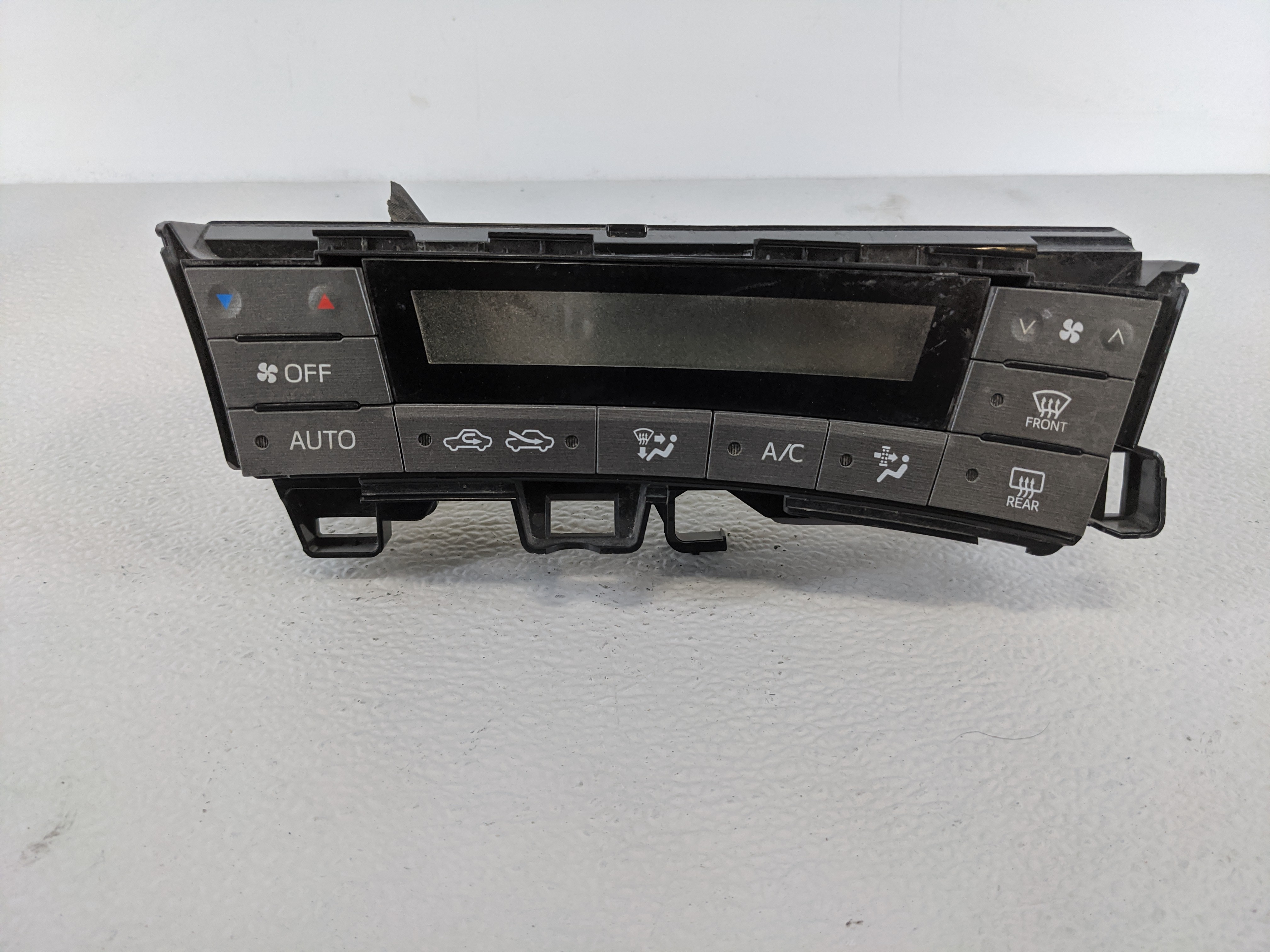 2012-2012 Toyota Prius Ac Heater Climate Control 75d726 1110763 - Oemusedautoparts1.com