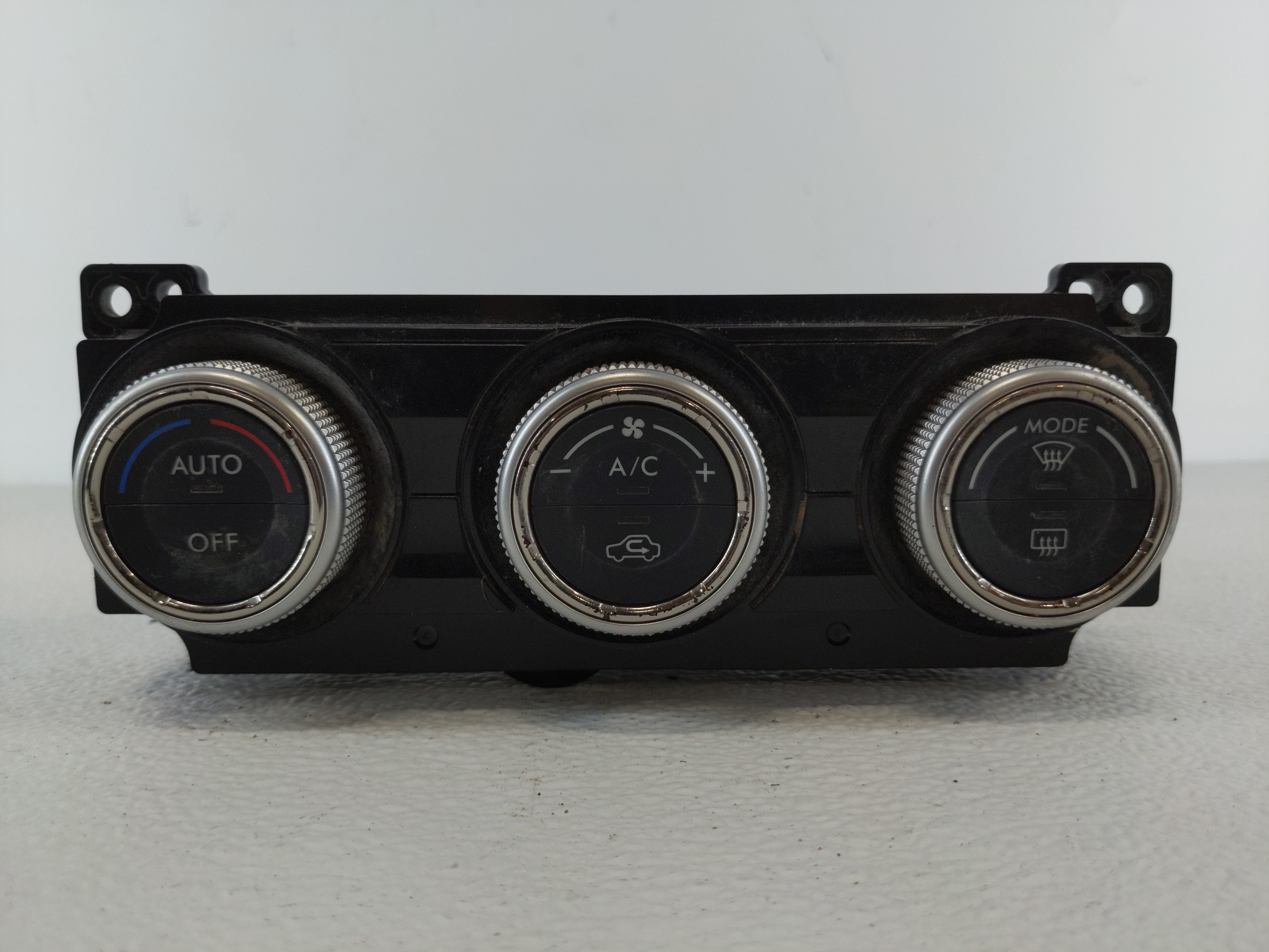 2016-2016 Subaru Wrx Ac Heater Climate Control 72311va141 1110770 - Oemusedautoparts1.com