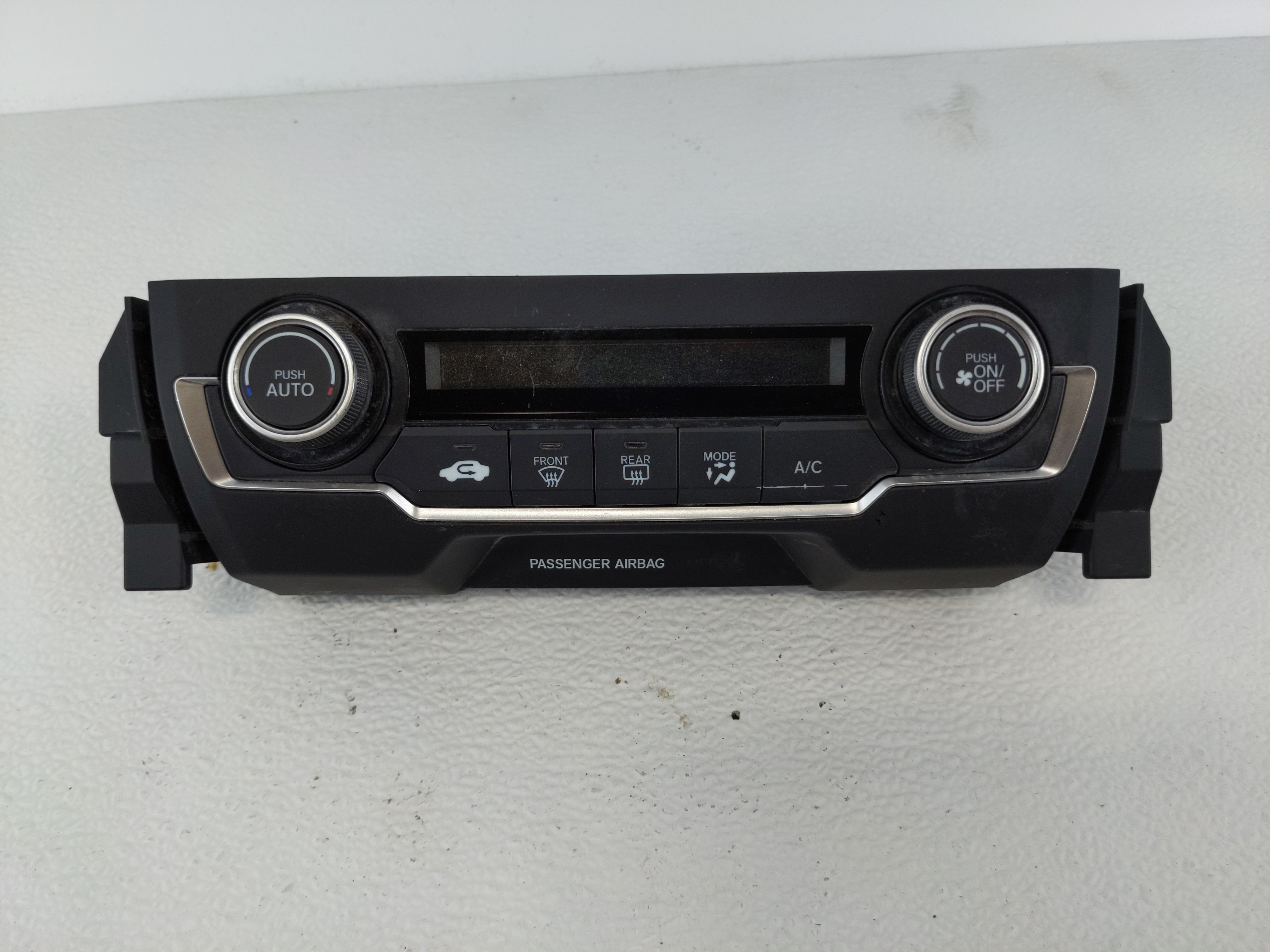 2016-2018 Honda Civic Ac Heater Climate Control 79600tbaa120m1 1110771 - Oemusedautoparts1.com
