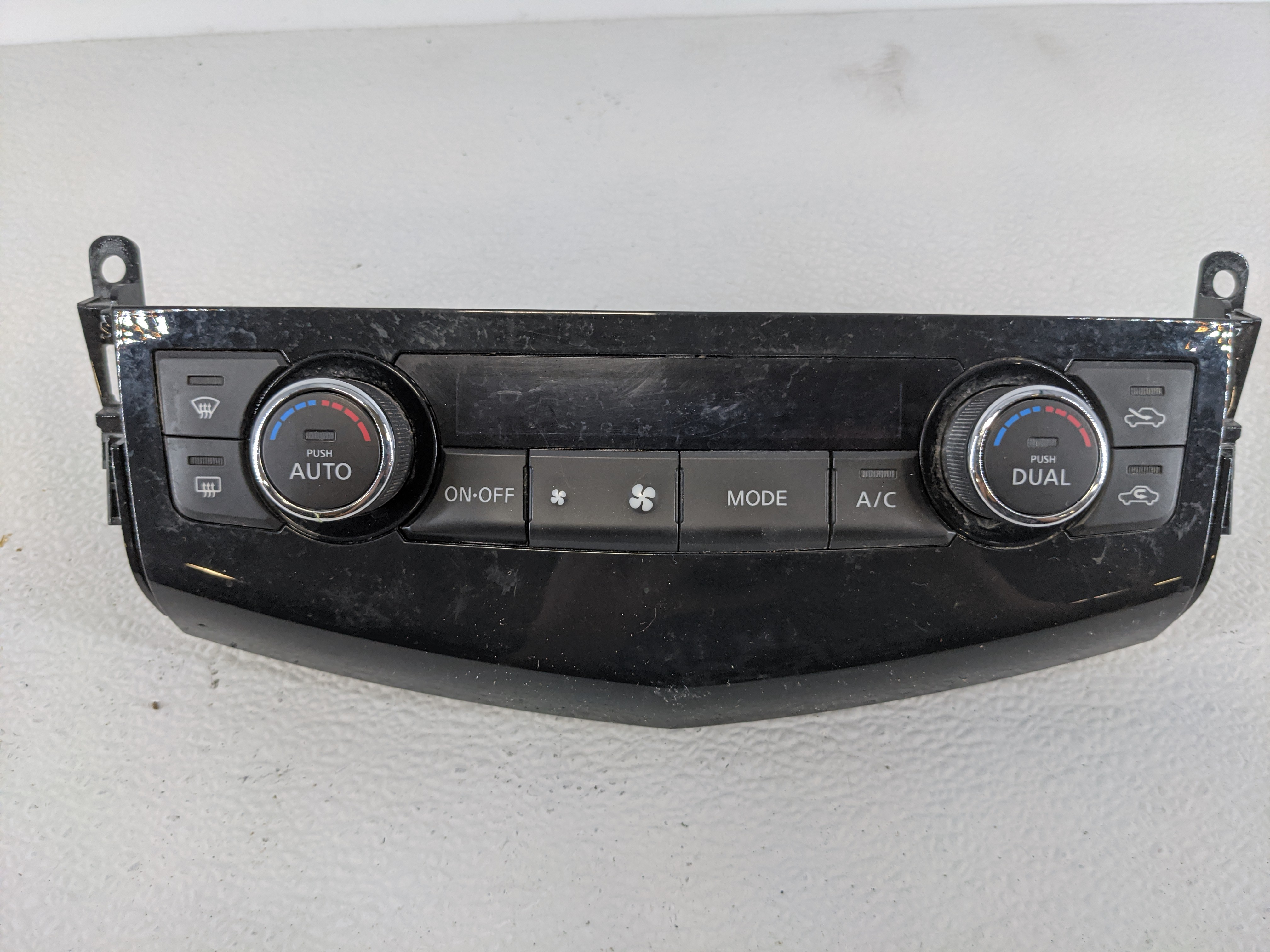 2015-2015 Nissan Altima Ac Heater Climate Control 27500 9hp0a 1110793 - Oemusedautoparts1.com