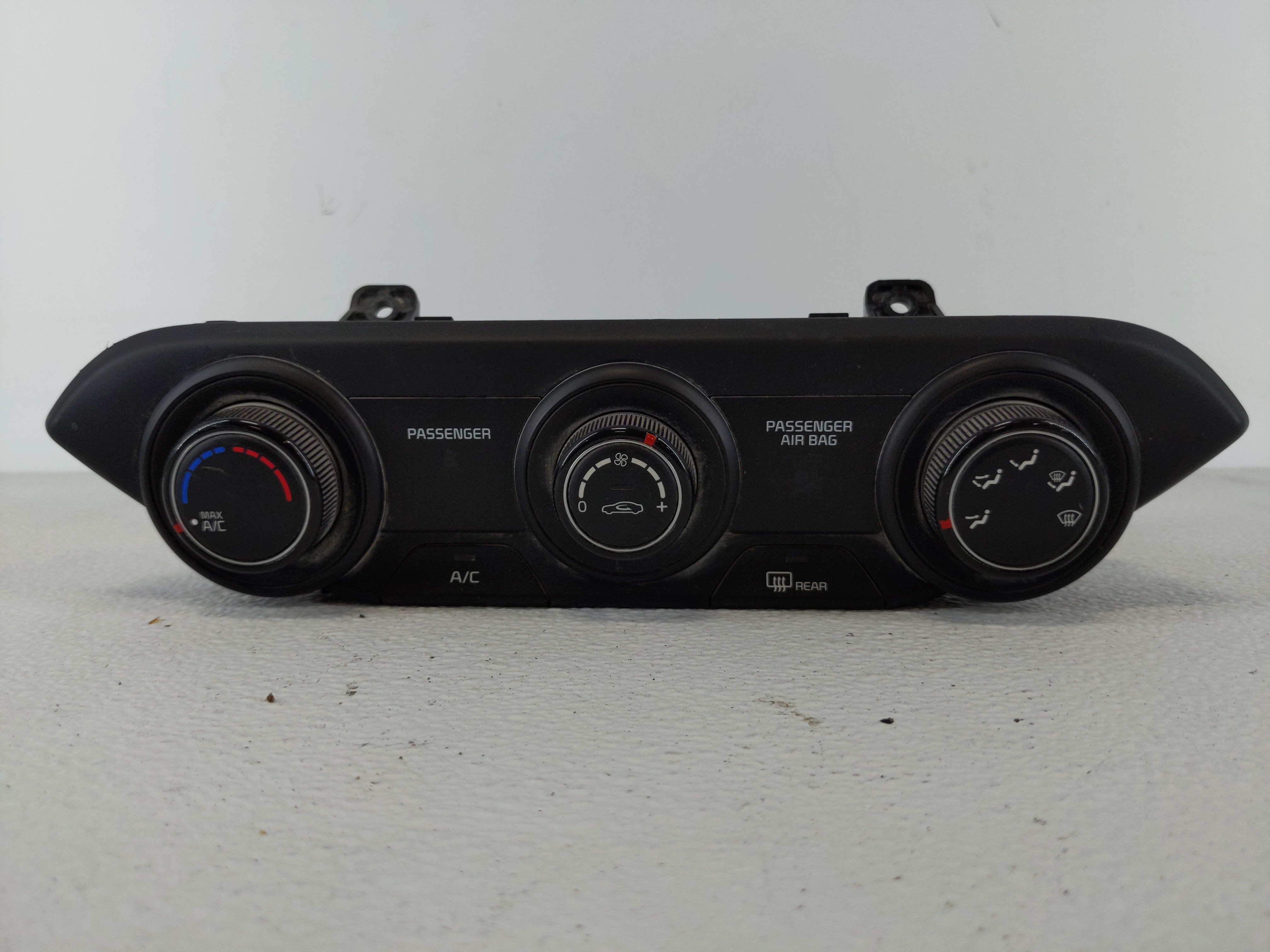 2019-2021 Kia Forte Ac Heater Climate Control 97250-m613wk 1110795 - Oemusedautoparts1.com