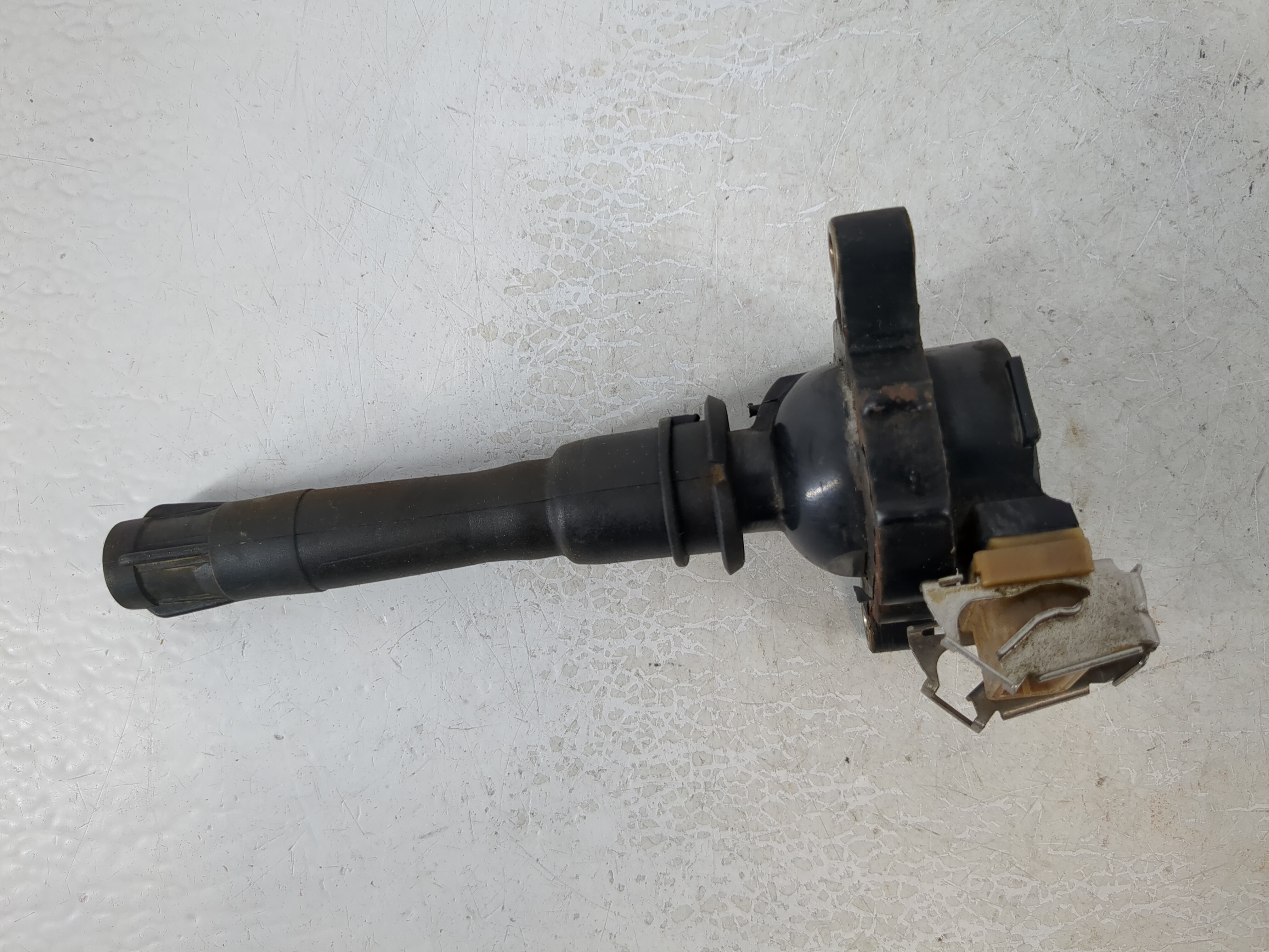 Picture of 1999-2002 Land Rover Range Rover Ignition Coil Igniter Pack 1110806