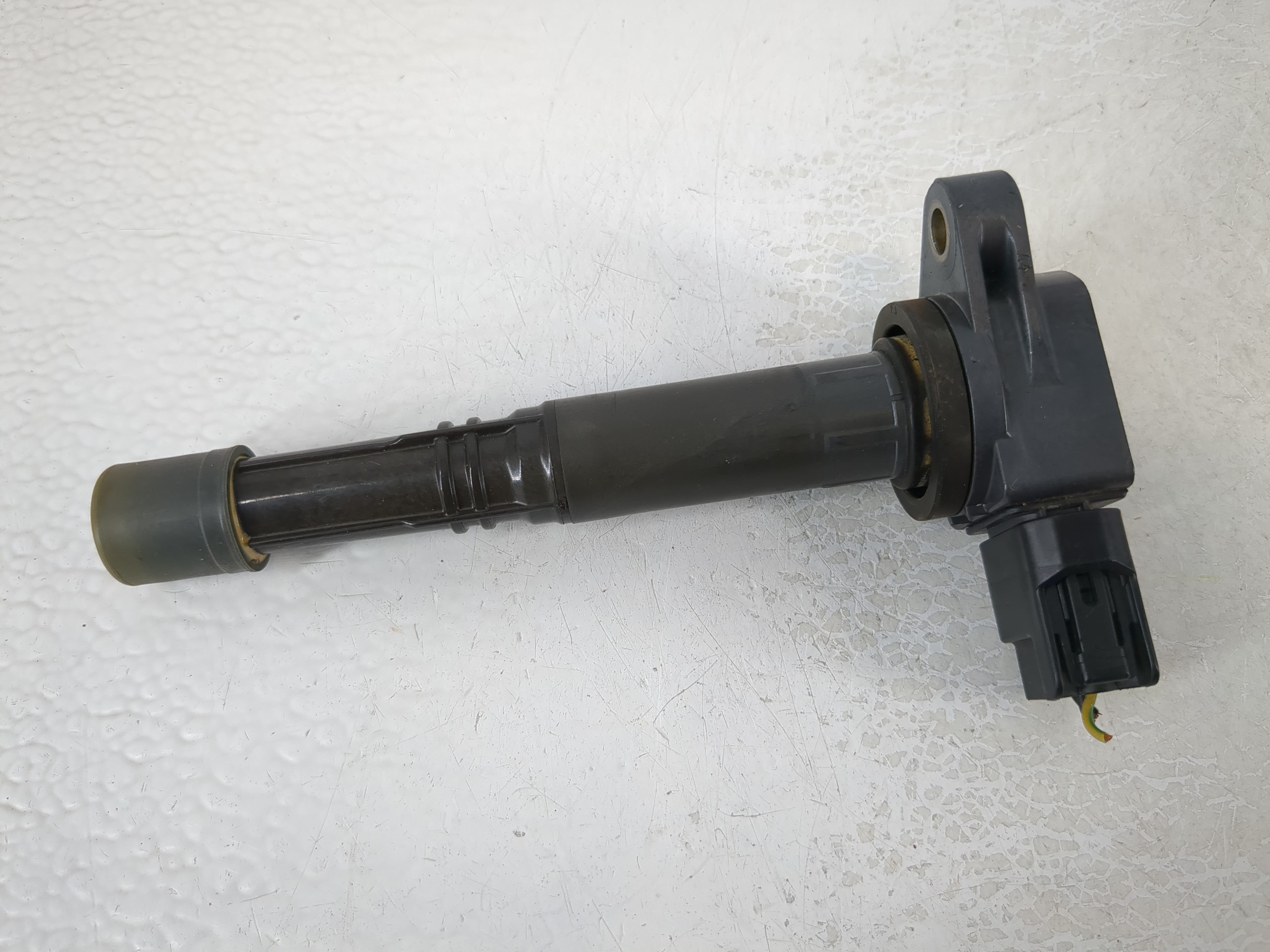2001-2005 Honda Civic Ignition Coil Igniter Pack 1110819 - Oemusedautoparts1.com