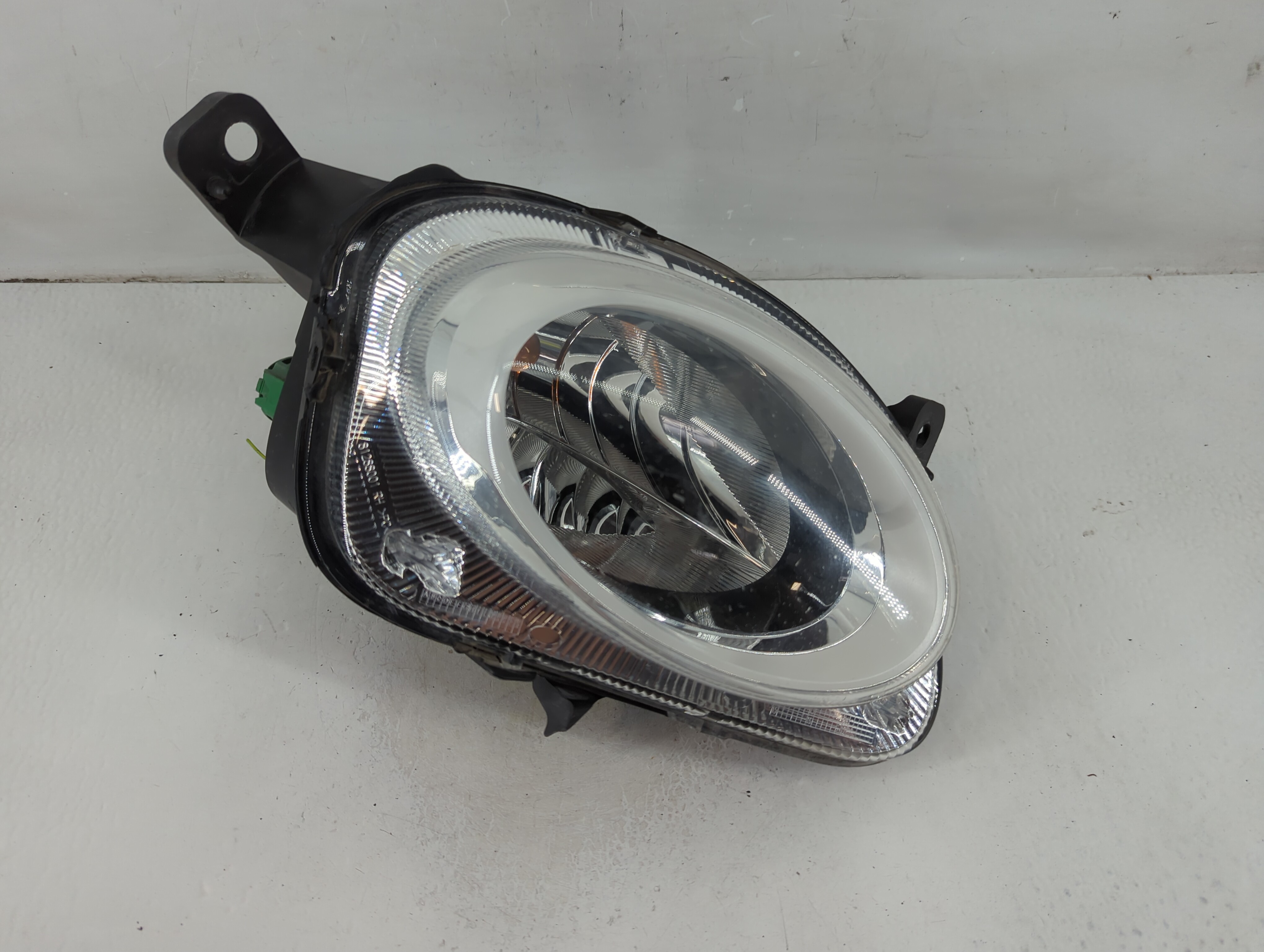 2014 Fiat 500 Passenger Right Oem Front Light Lamp 1110827 - Oemusedautoparts1.com