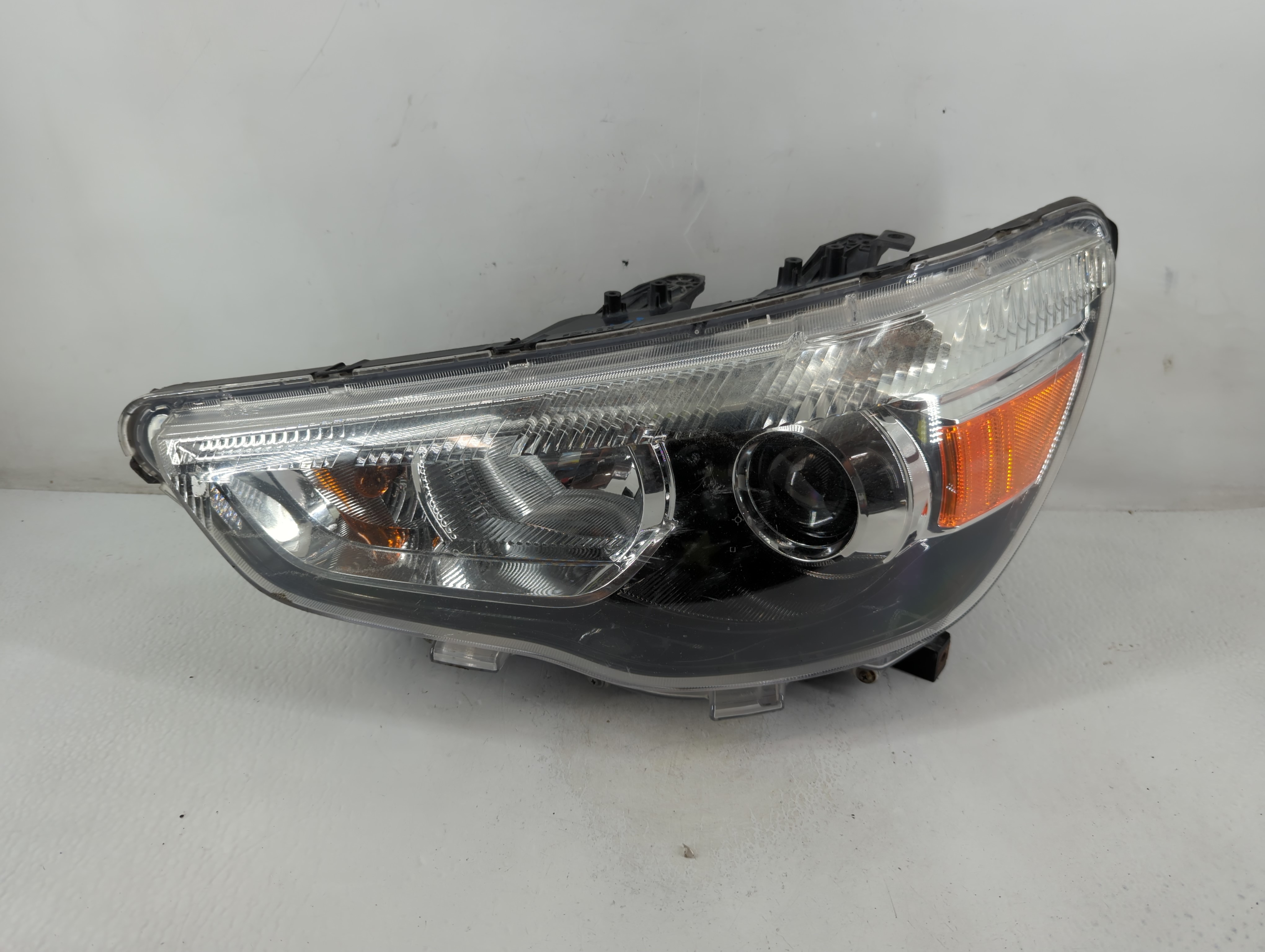 2011 Mitsubishi Outlander Sport Driver Left Oem Head Light Headlight Lamp 1110830 - Oemusedautoparts1.com
