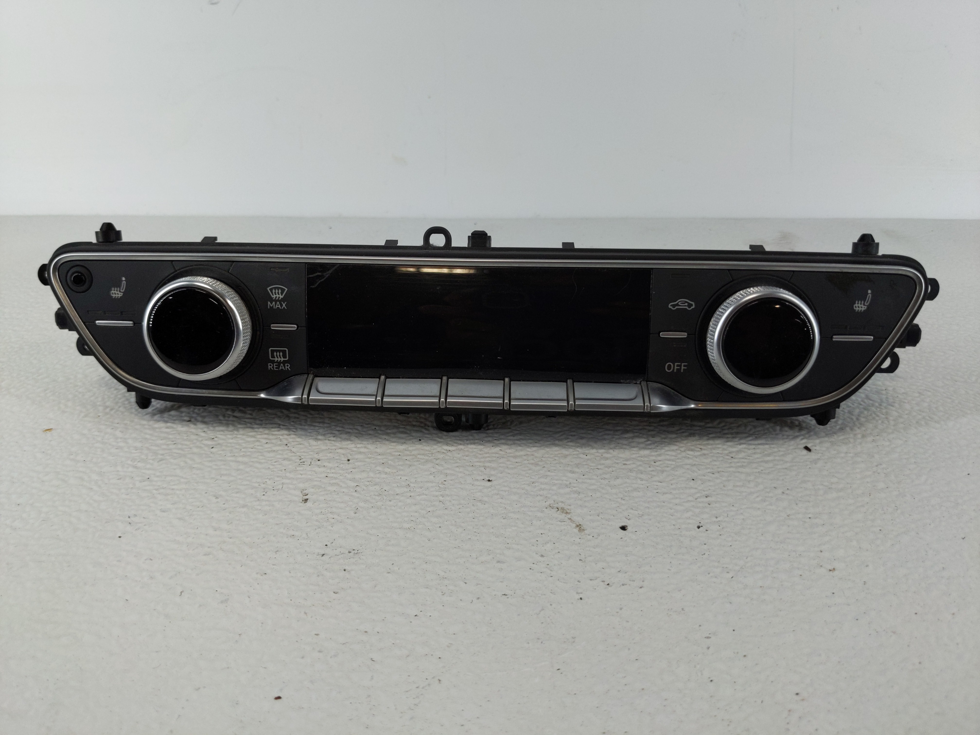 2017-2019 Audi A4 Ac Heater Climate Control 8w0820043g 1110860 - Oemusedautoparts1.com