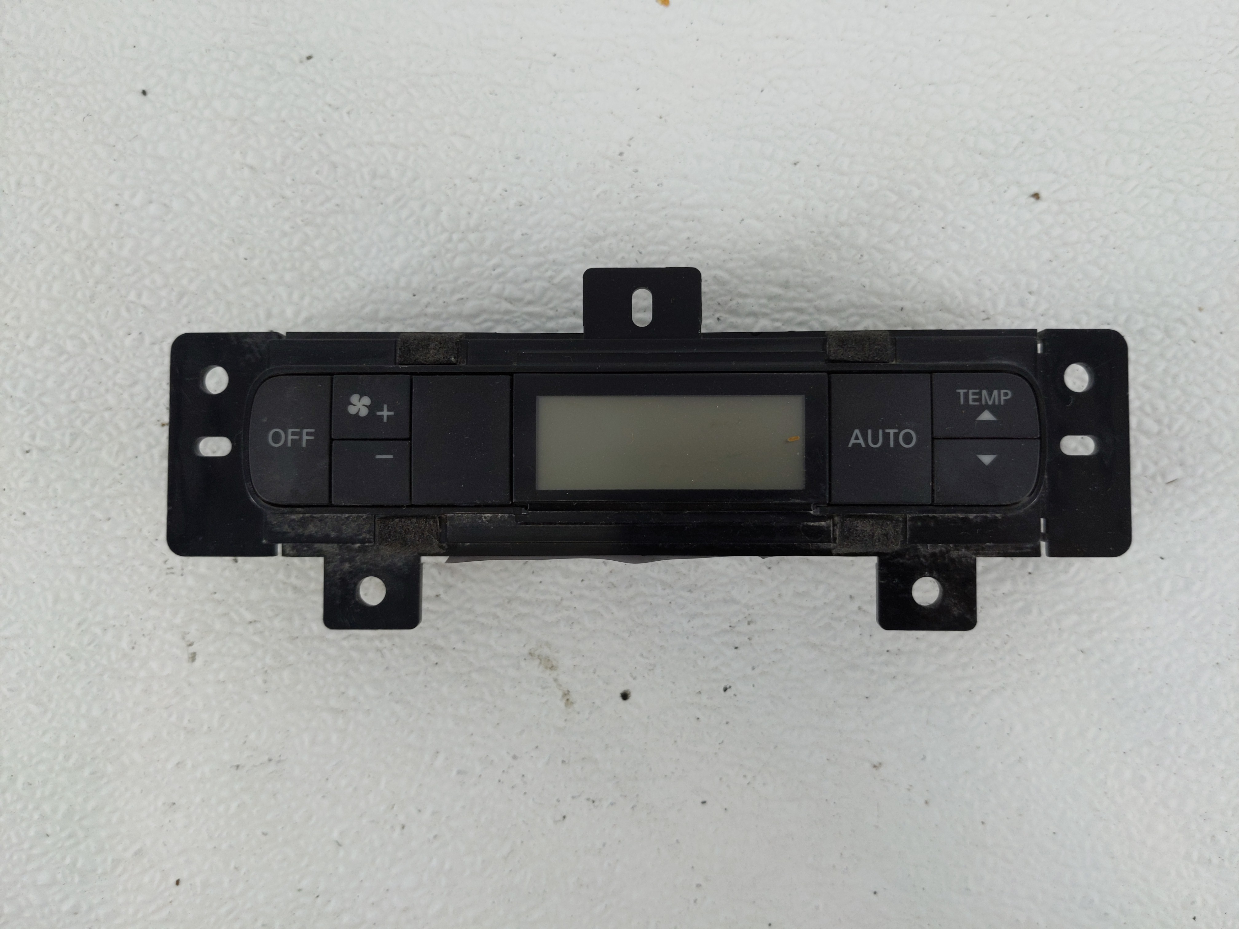 2013-2020 Nissan Pathfinder Ac Heater Roof Climate Control 275113ka0a 1110878 - Oemusedautoparts1.com
