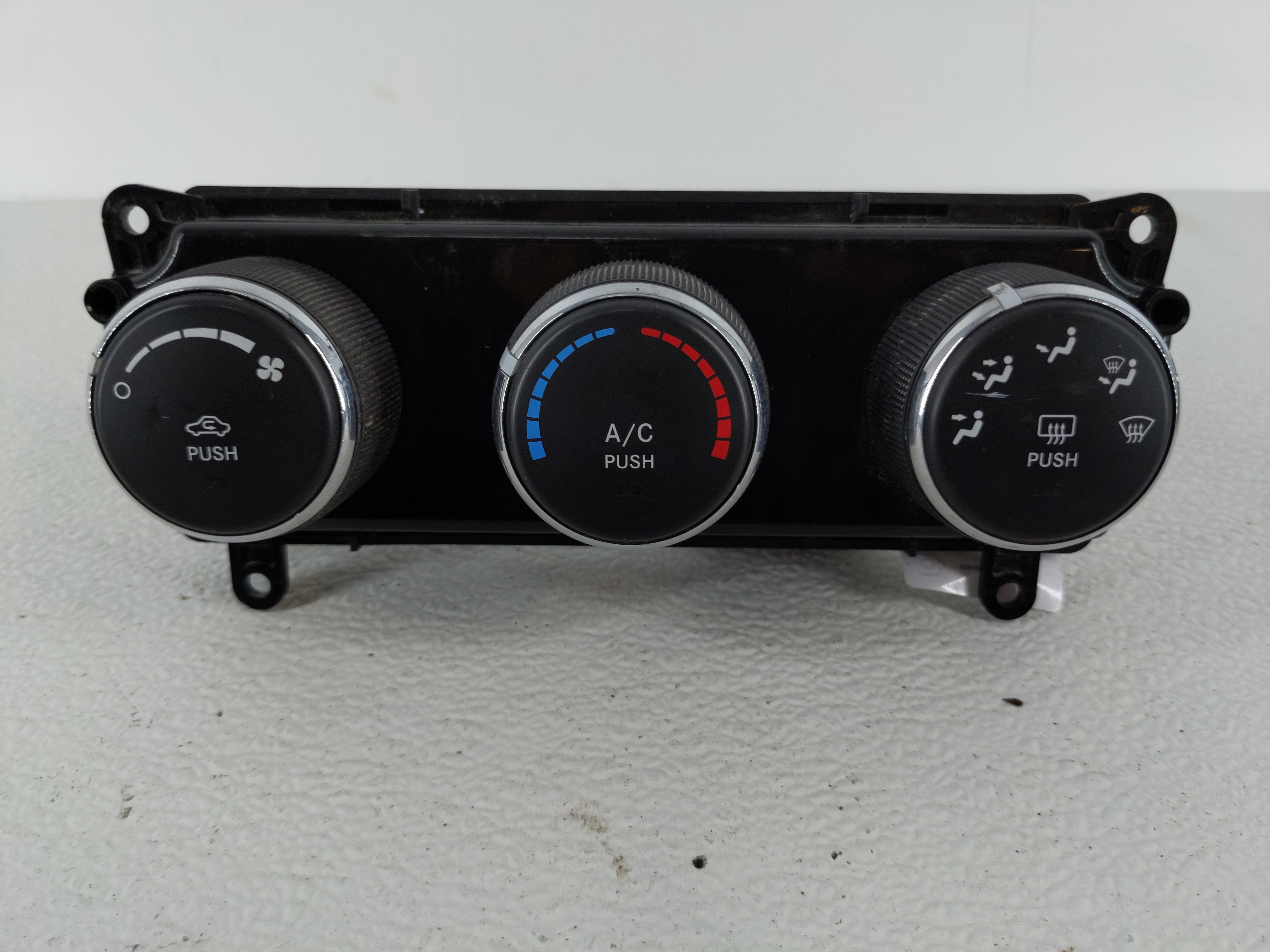 2008-2014 Dodge Avenger Ac Heater Climate Control P55111949ad 1110880 - Oemusedautoparts1.com
