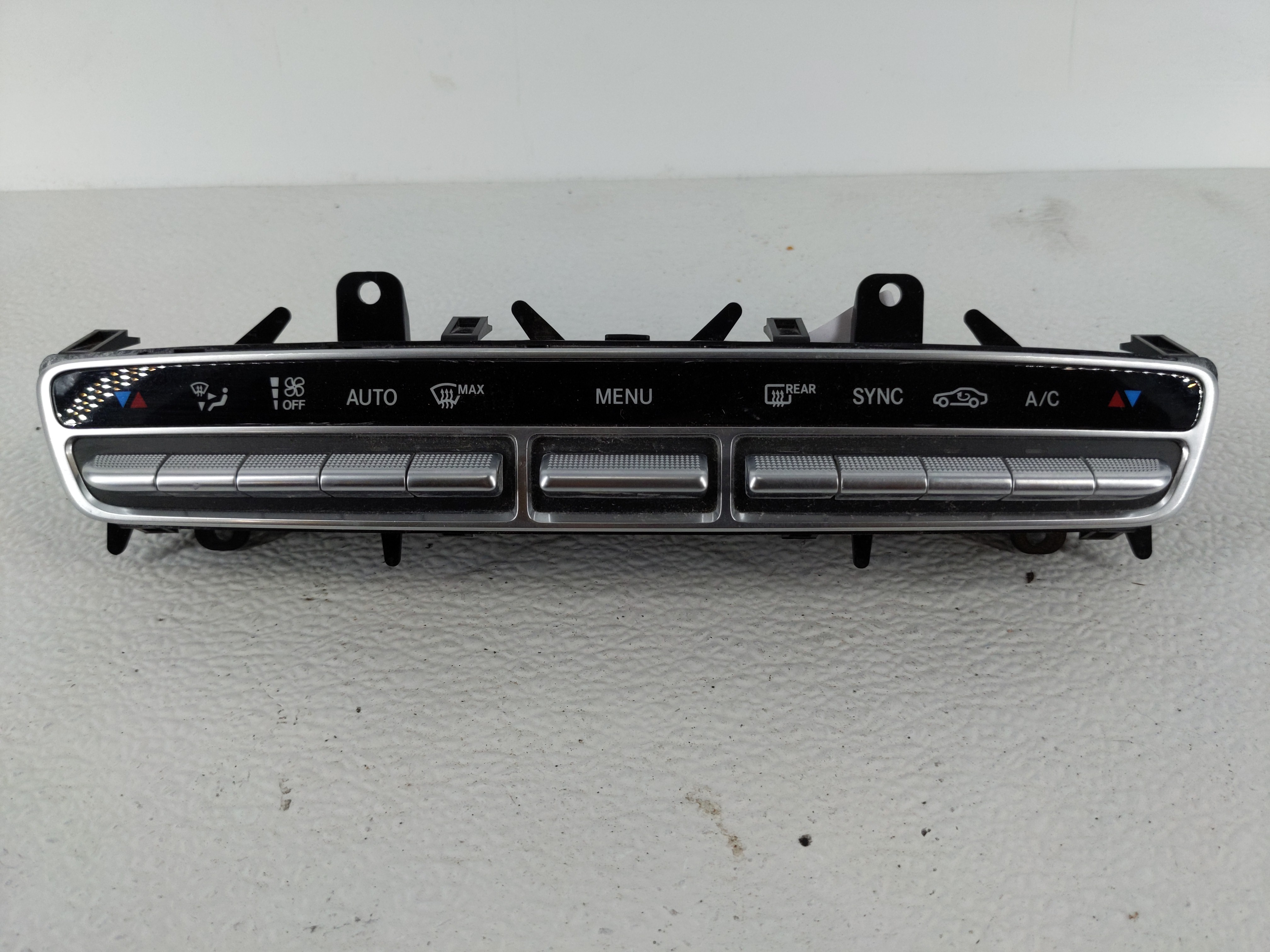 2015-2019 Mercedes-benz C300 Ac Heater Climate Control A 205 905 47 06 1110889 - Oemusedautoparts1.com