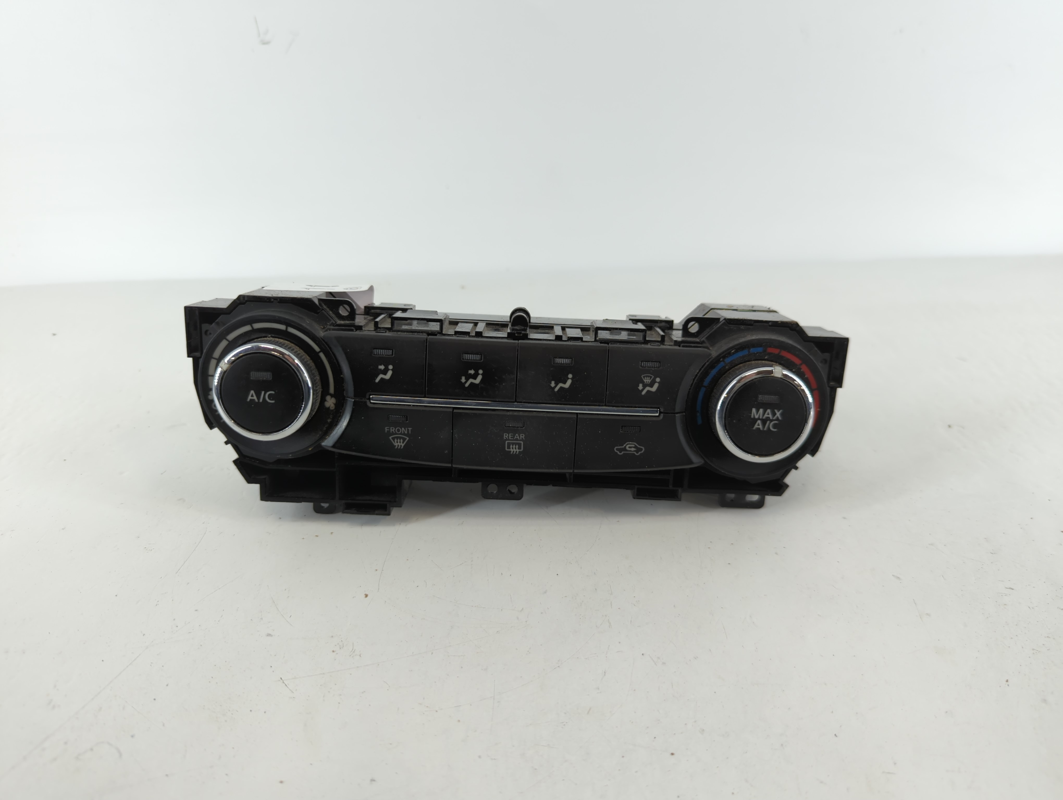 2015-2017 Nissan Sentra Ac Heater Climate Control 275004at2a 1110912 - Oemusedautoparts1.com