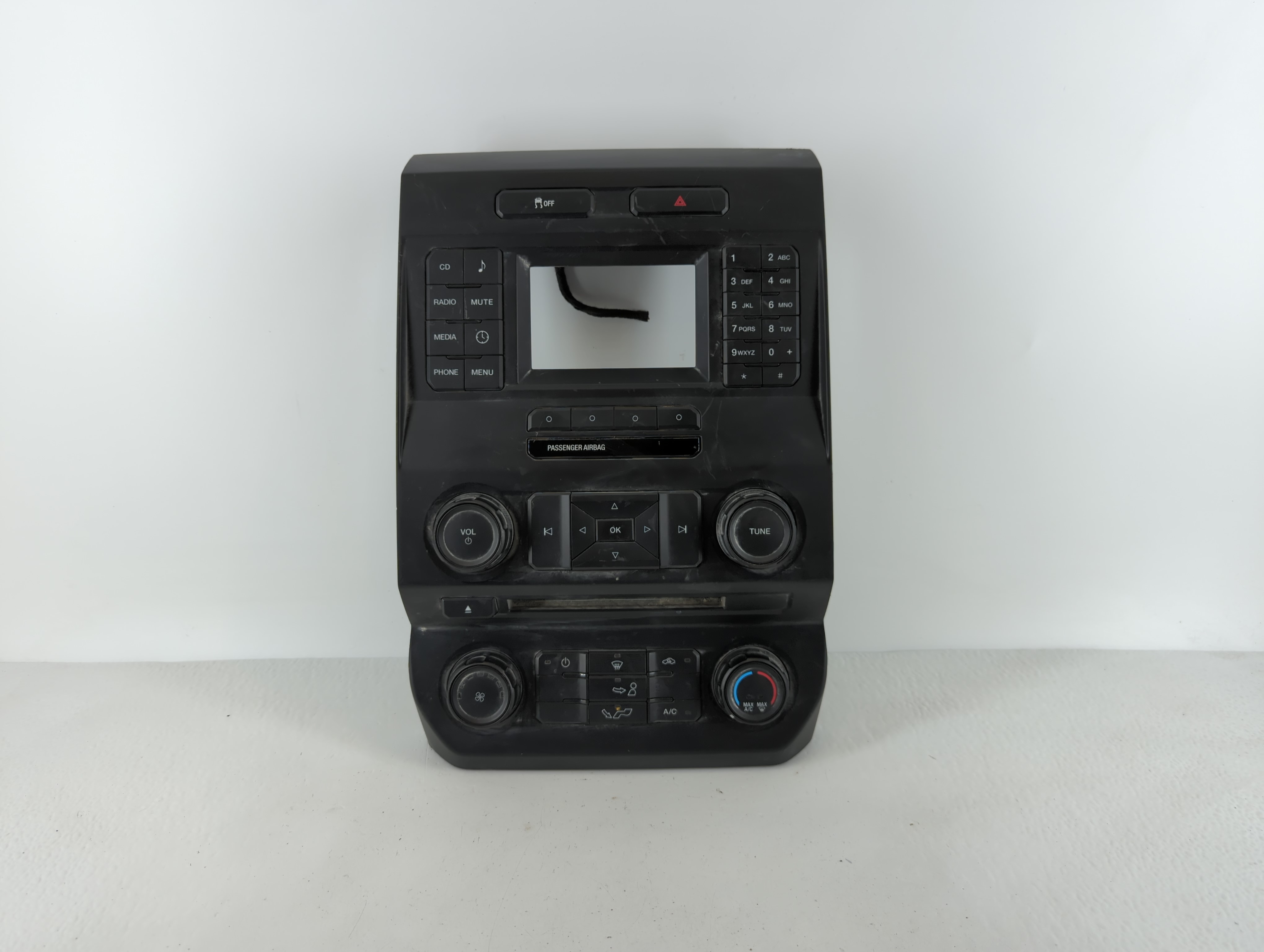 2017-2017 Ford F-150 Am Fm Cd Player Radio Receiver 1110927 - Oemusedautoparts1.com