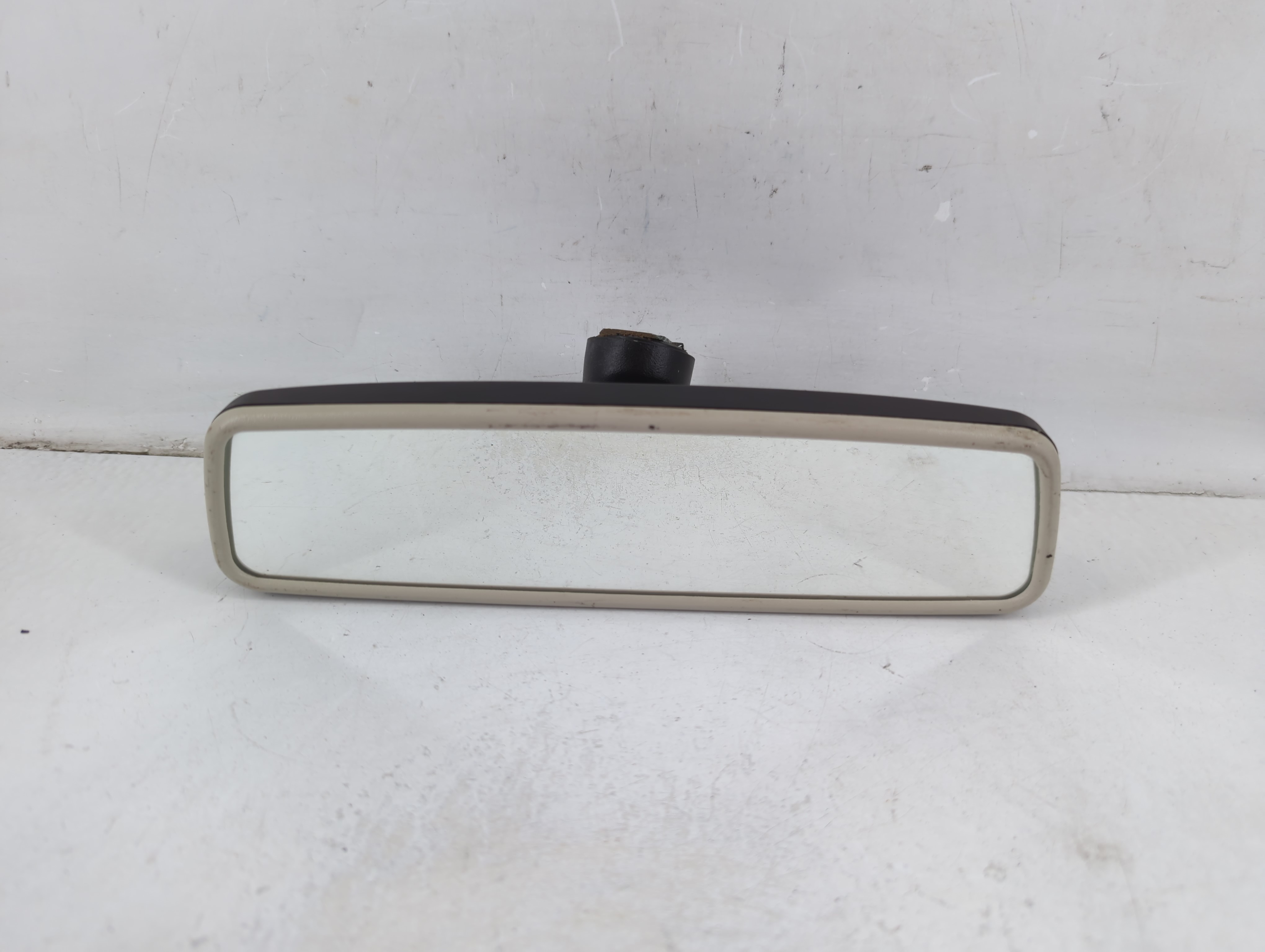 2010-2021 Volkswagen Jetta Interior Rear View Mirror Oem 1111020 - Oemusedautoparts1.com