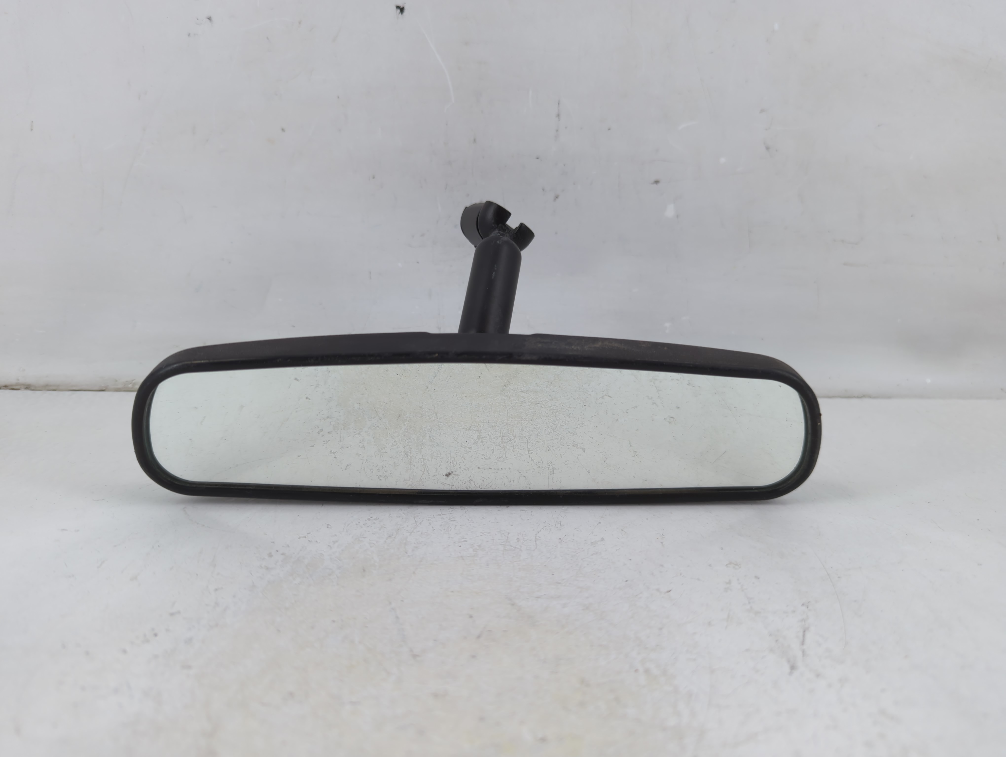 2010-2014 Ford Mustang Interior Rear View Mirror Oem 1111030 - Oemusedautoparts1.com