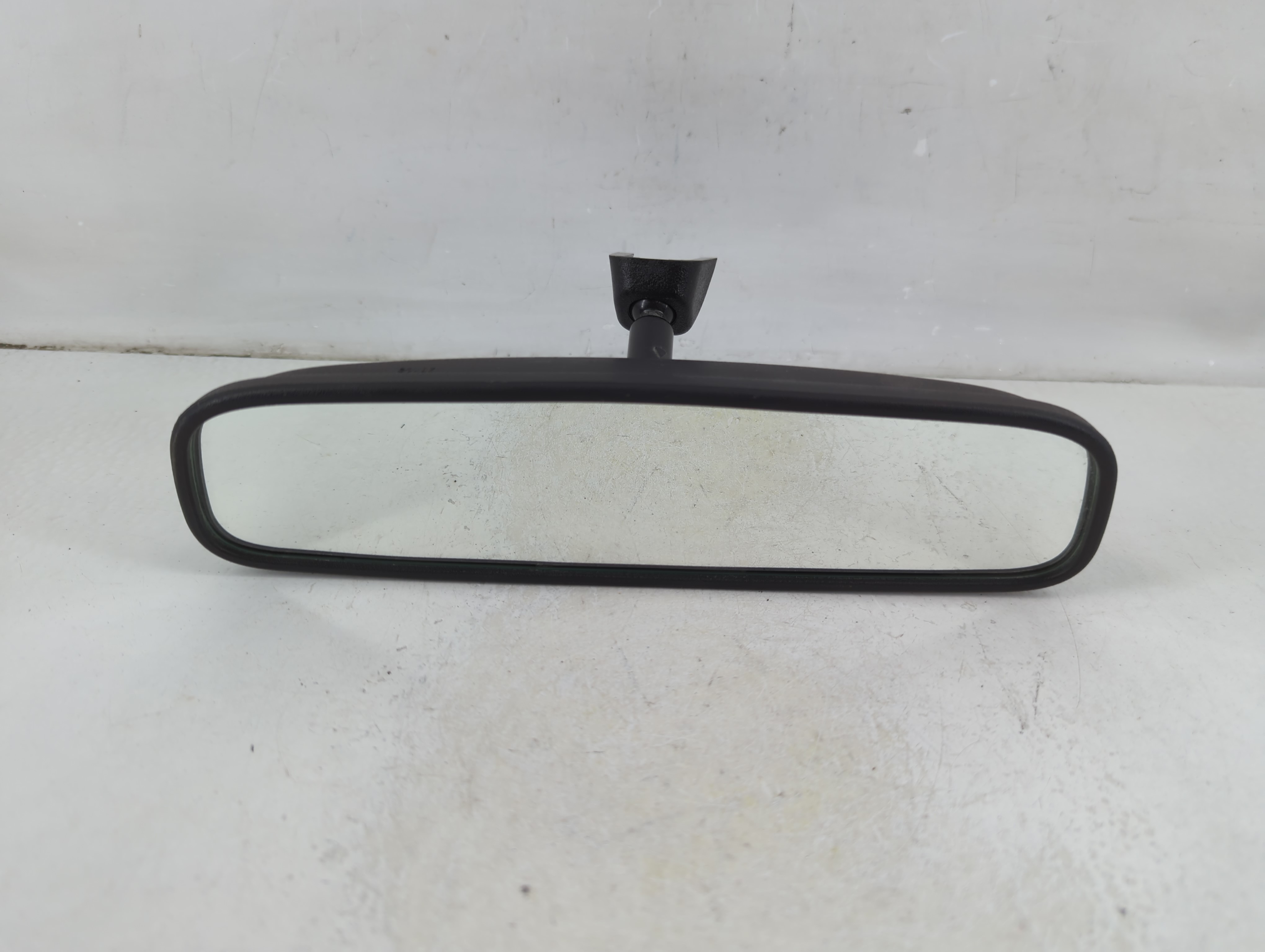 2018-2021 Hyundai Kona Interior Rear View Mirror Oem 1111052 - Oemusedautoparts1.com