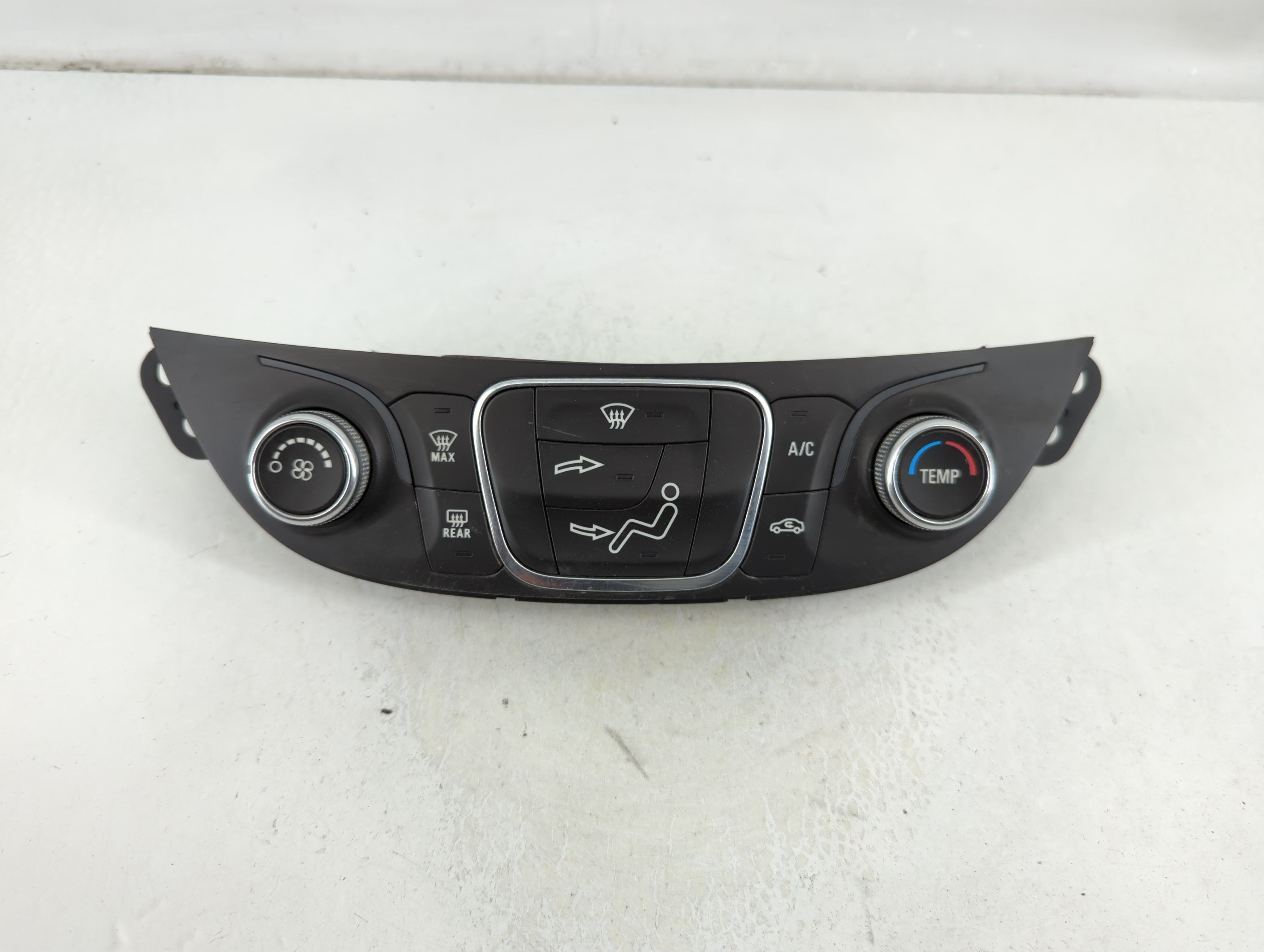 2016-2017 Chevrolet Malibu Ac Heater Climate Control 84178406 1111088 - Oemusedautoparts1.com