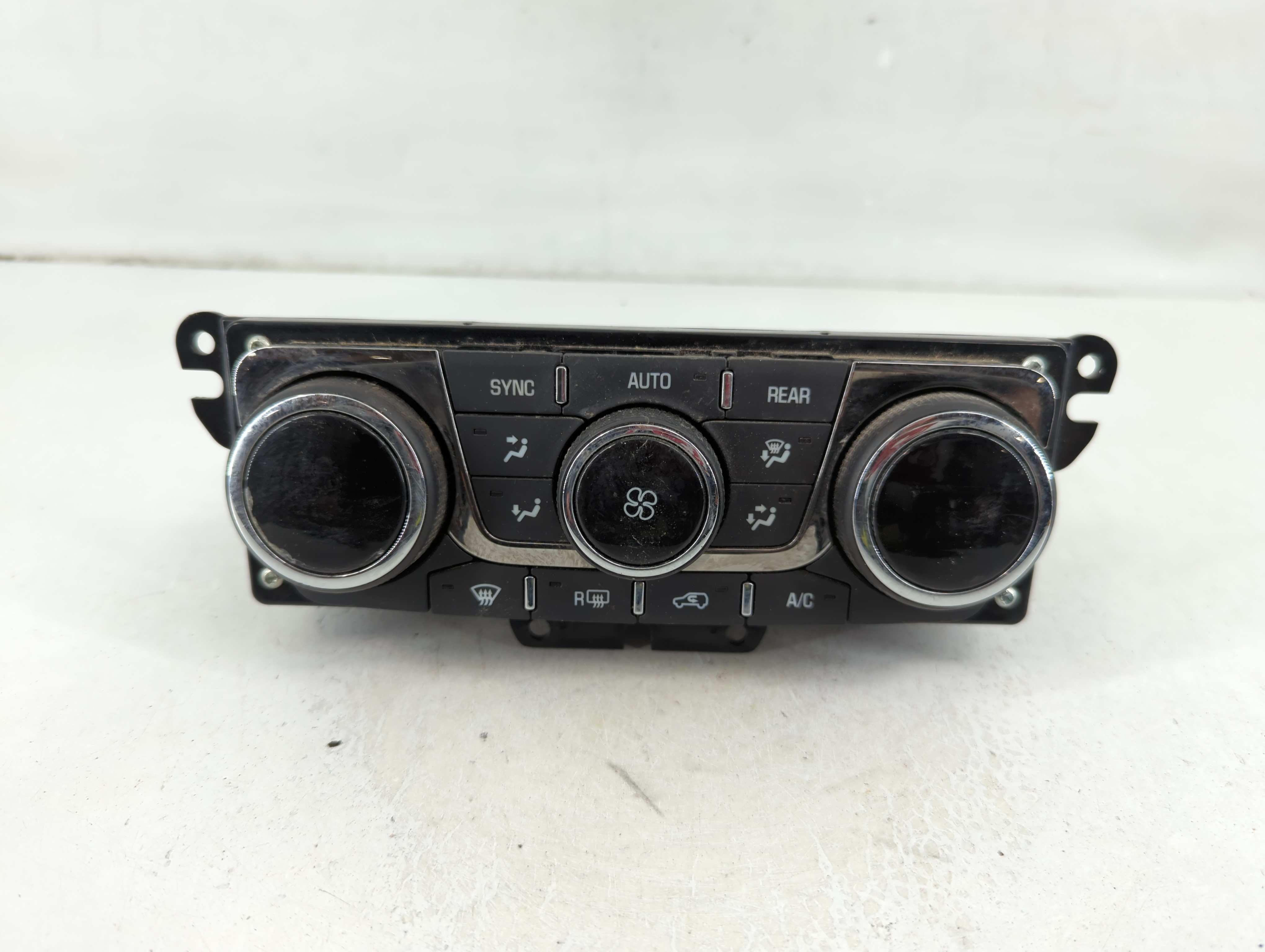 2008-2017 Buick Enclave Ac Heater Climate Control 23251328 1111094 - Oemusedautoparts1.com
