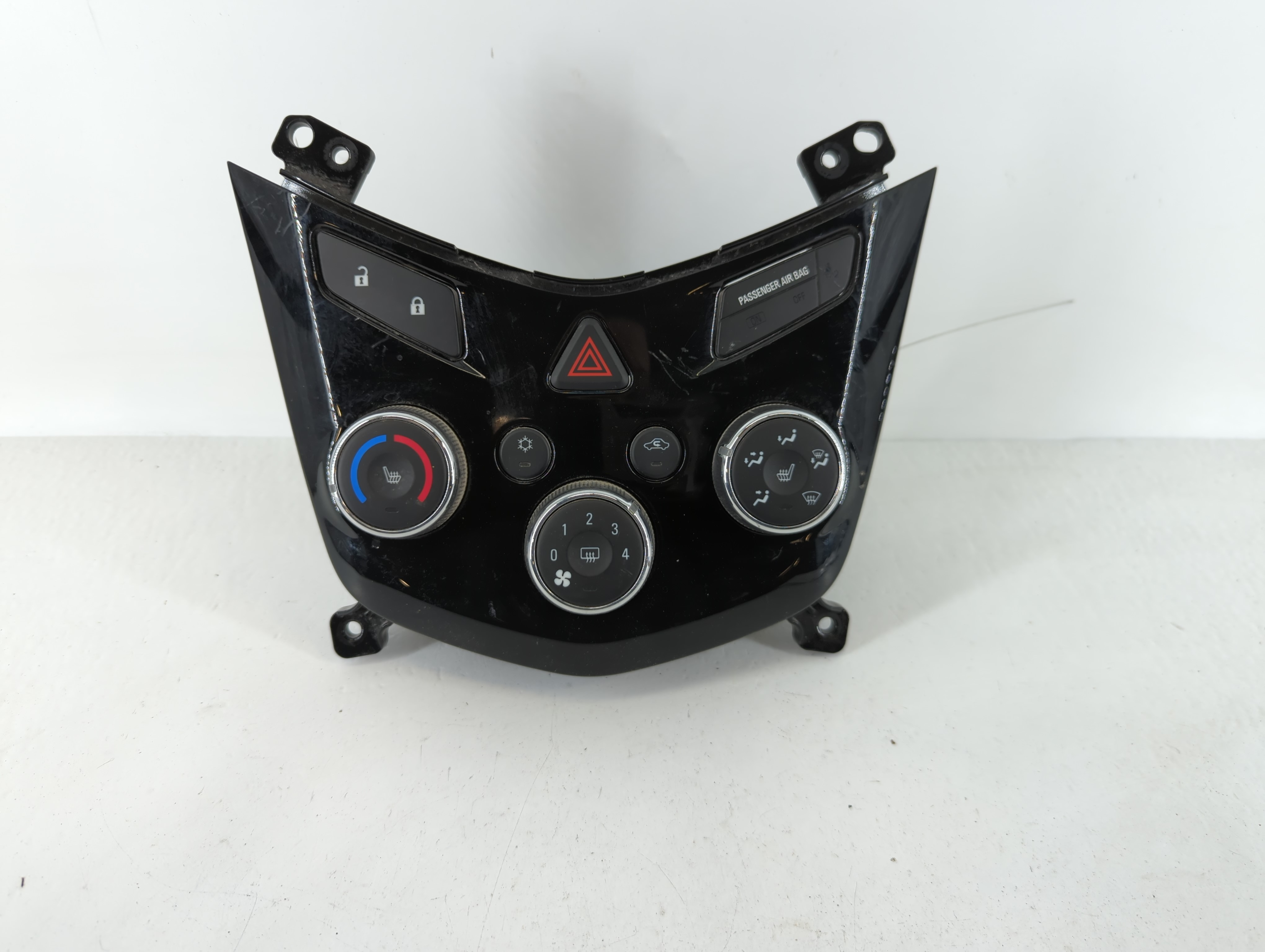 2017-2019 Chevrolet Sonic Ac Heater Climate Control 42521802 1111104 - Oemusedautoparts1.com