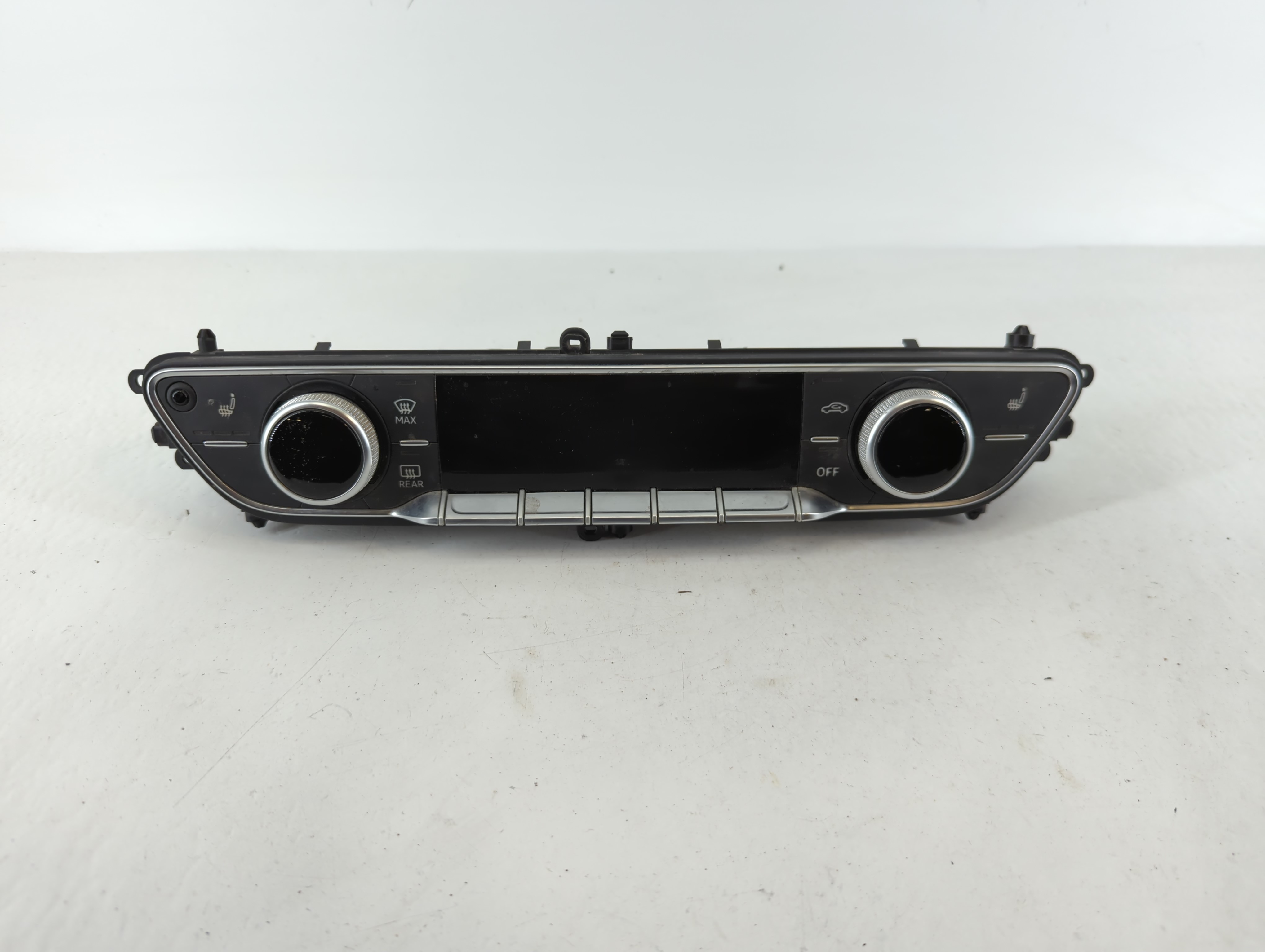 2017-2019 Audi A4 Ac Heater Roof Climate Control 8w0820043g 1111110 - Oemusedautoparts1.com