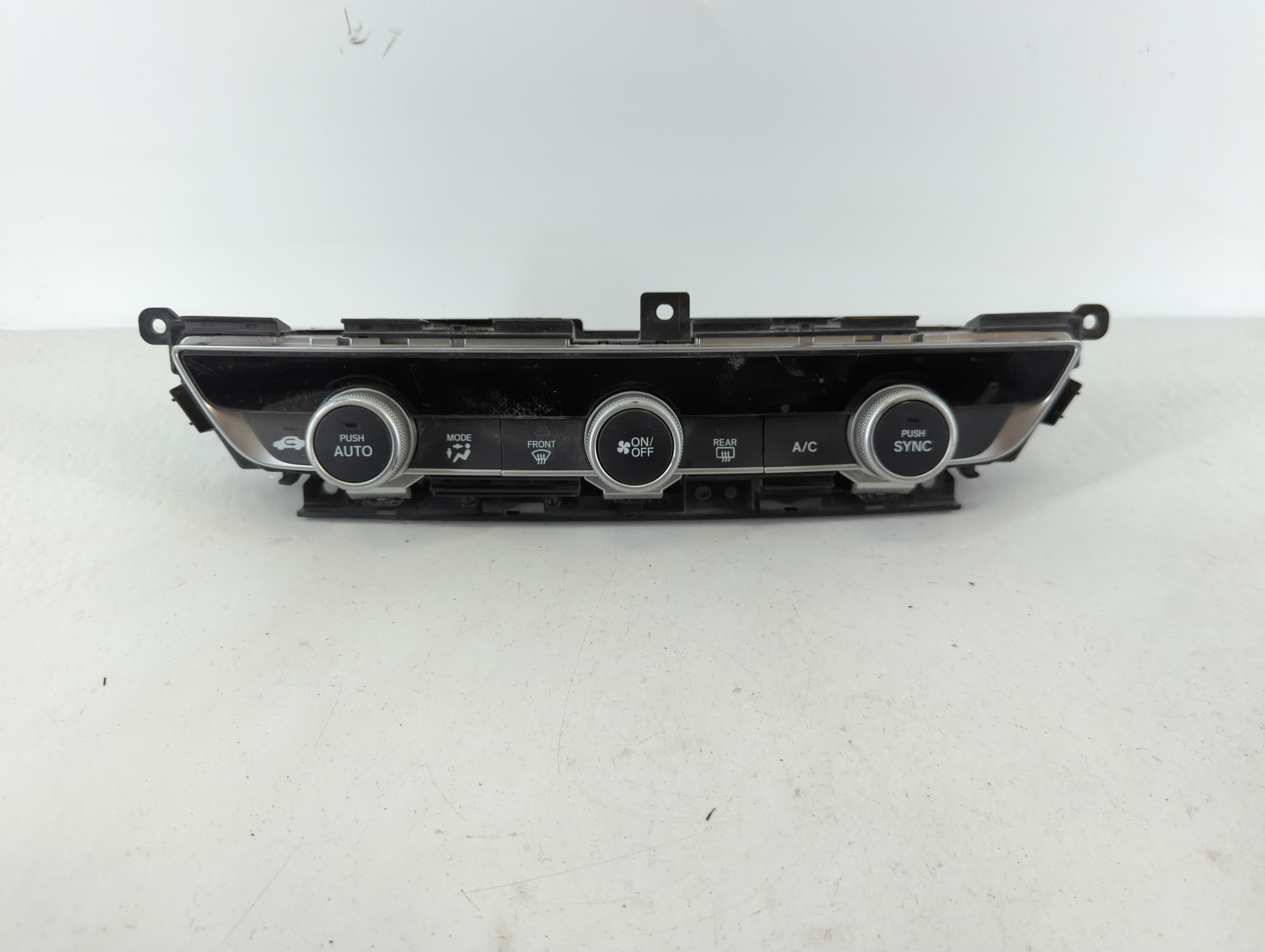 2018-2022 Honda Accord Ac Heater Climate Control 79610tvaa210m1 1111118 - Oemusedautoparts1.com