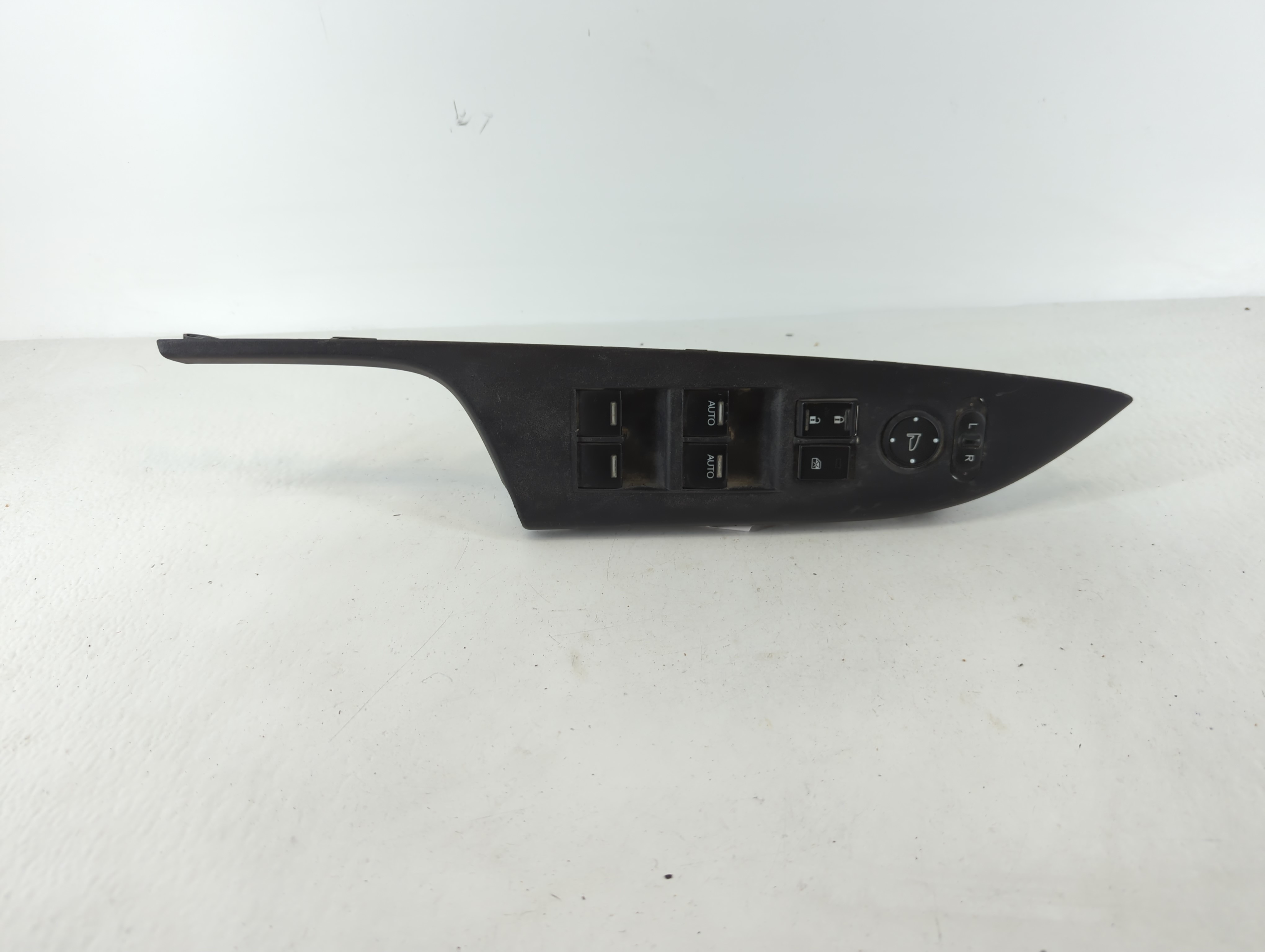 2013-2017 Honda Accord Driver Left Door Master Power Window Switch 1111149 - Oemusedautoparts1.com